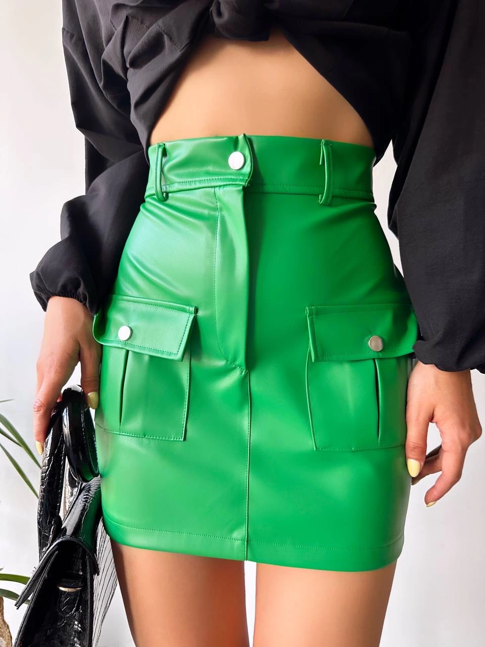 Önden İki Cepli Deri Etek Yeşil