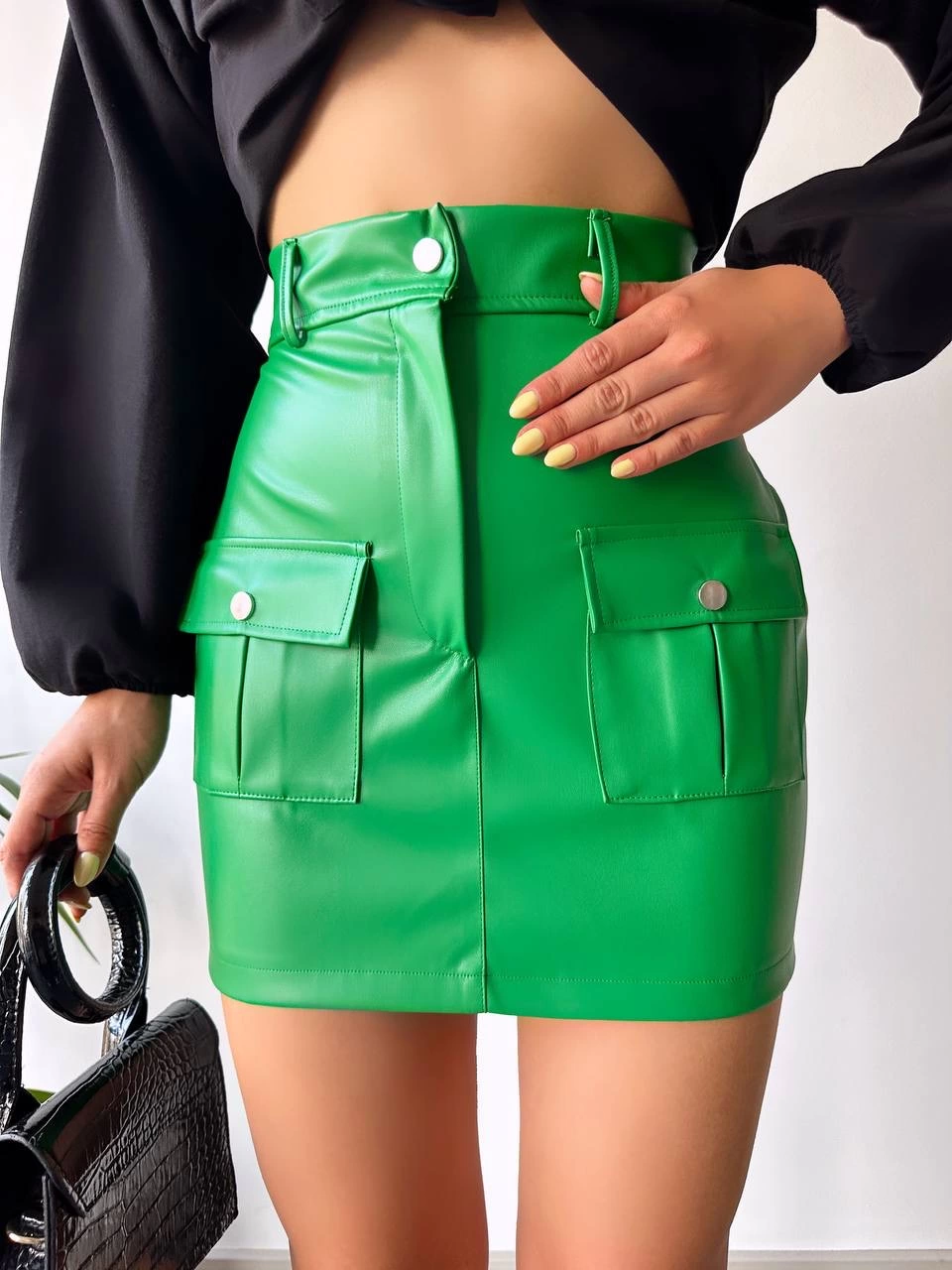 Önden İki Cepli Deri Etek Yeşil