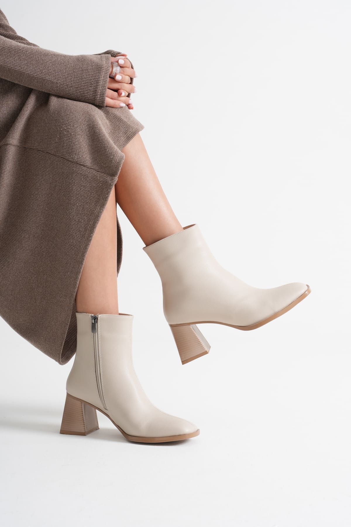 Napoca Premium Vegan Leather Beige Heeled Boots