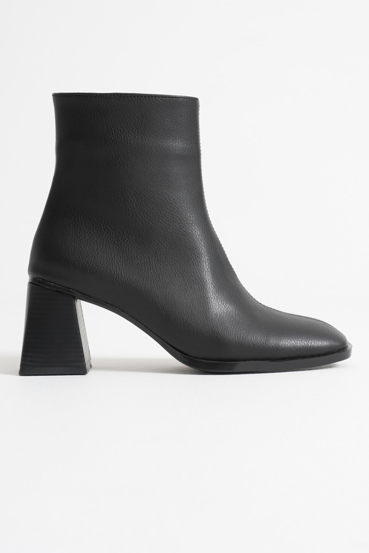 Napoca Premium Vegan Leather Black Heeled Boots