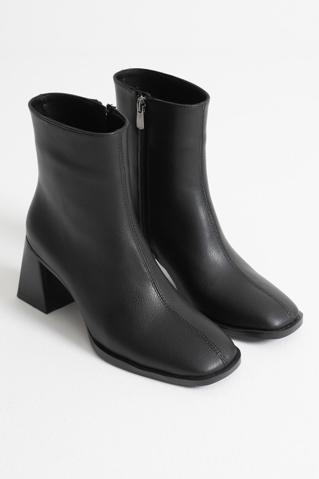 Napoca Premium Vegan Leather Black Heeled Boots