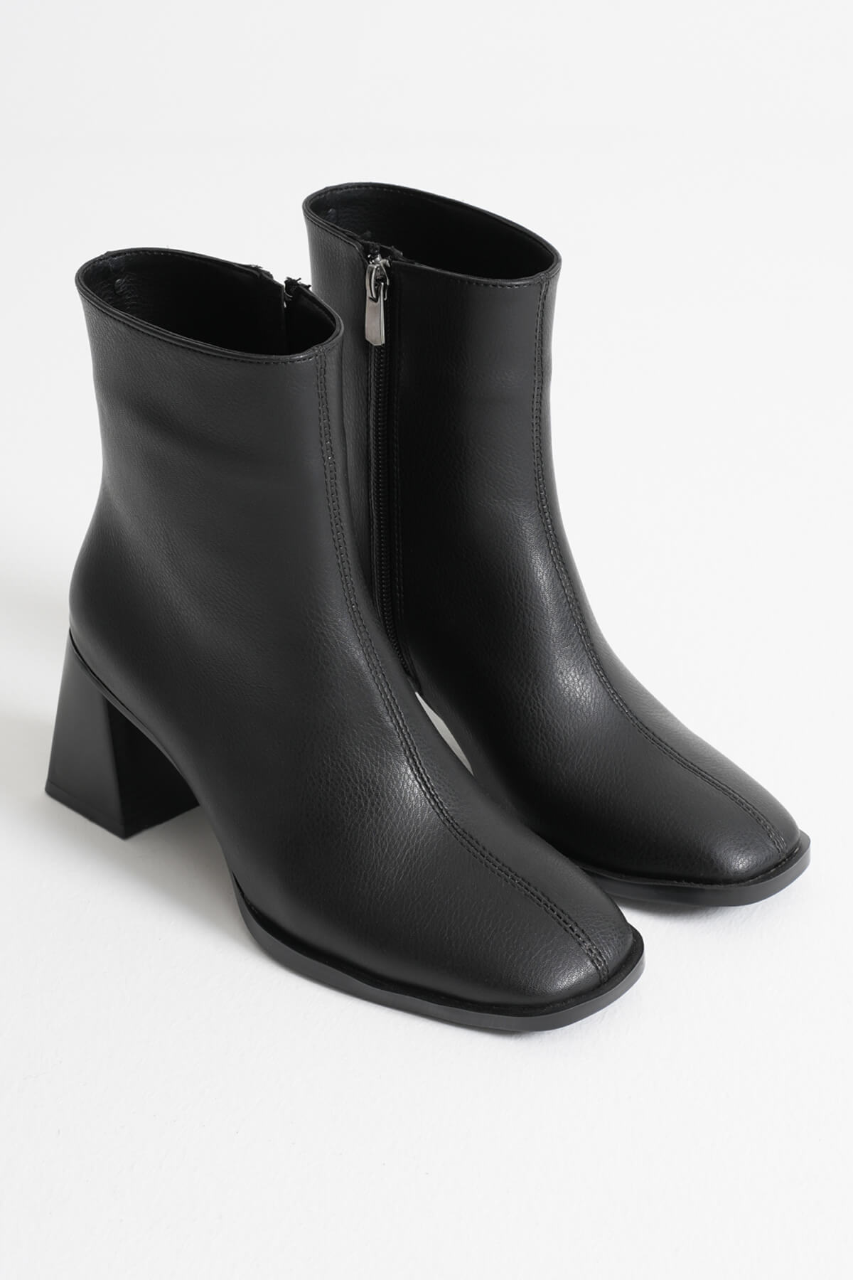 Napoca Premium Vegan Leather Black Heeled Boots