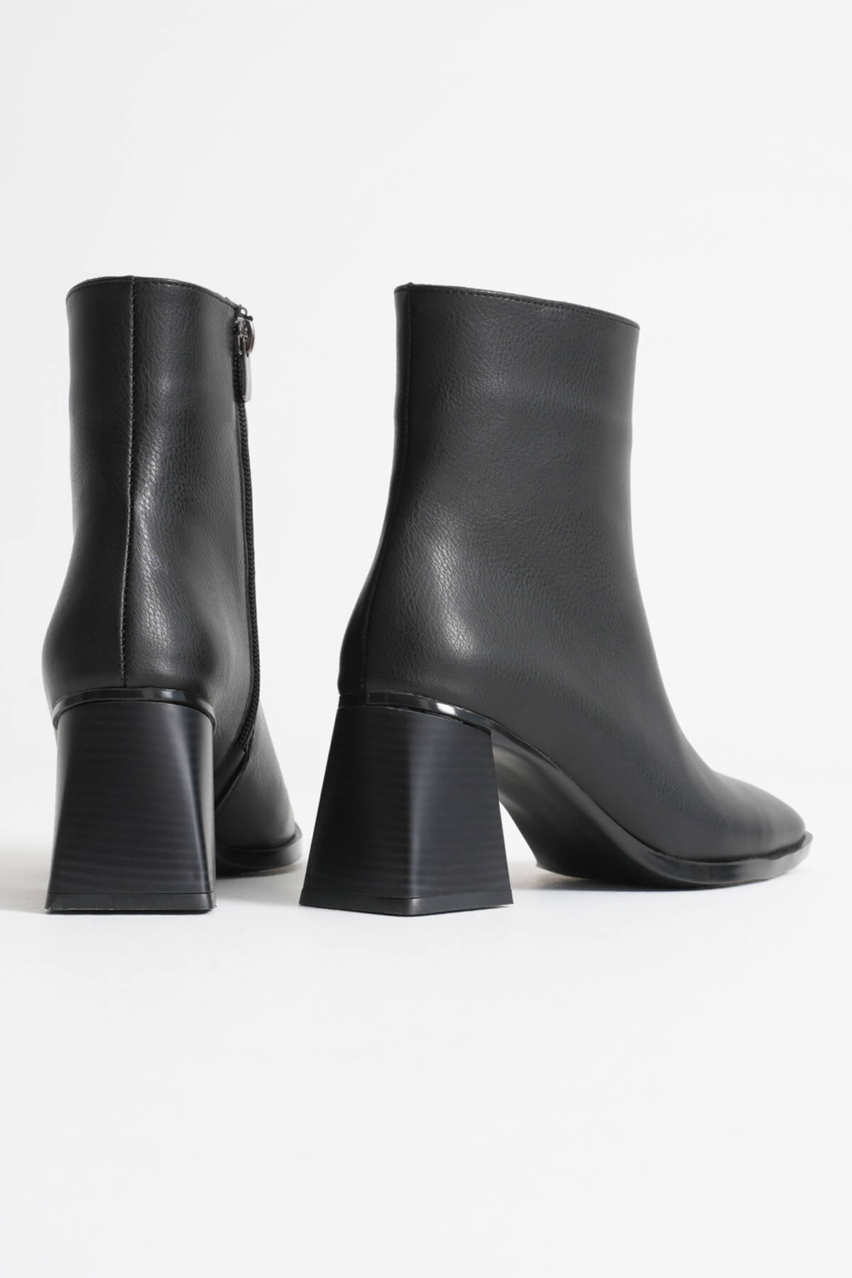 Napoca Premium Vegan Leather Black Heeled Boots