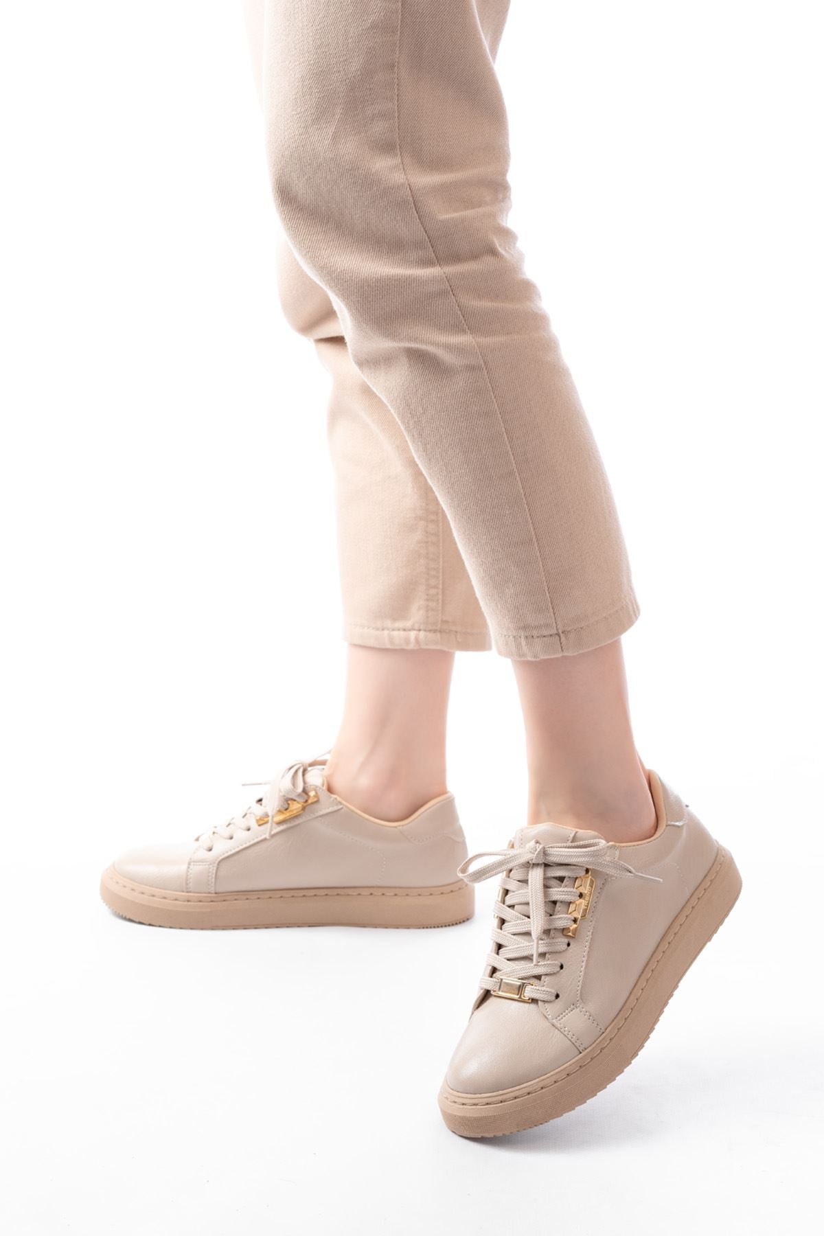 ZRİN-910 Premium Bej Bağcıklı Günlük Kadın Sneaker