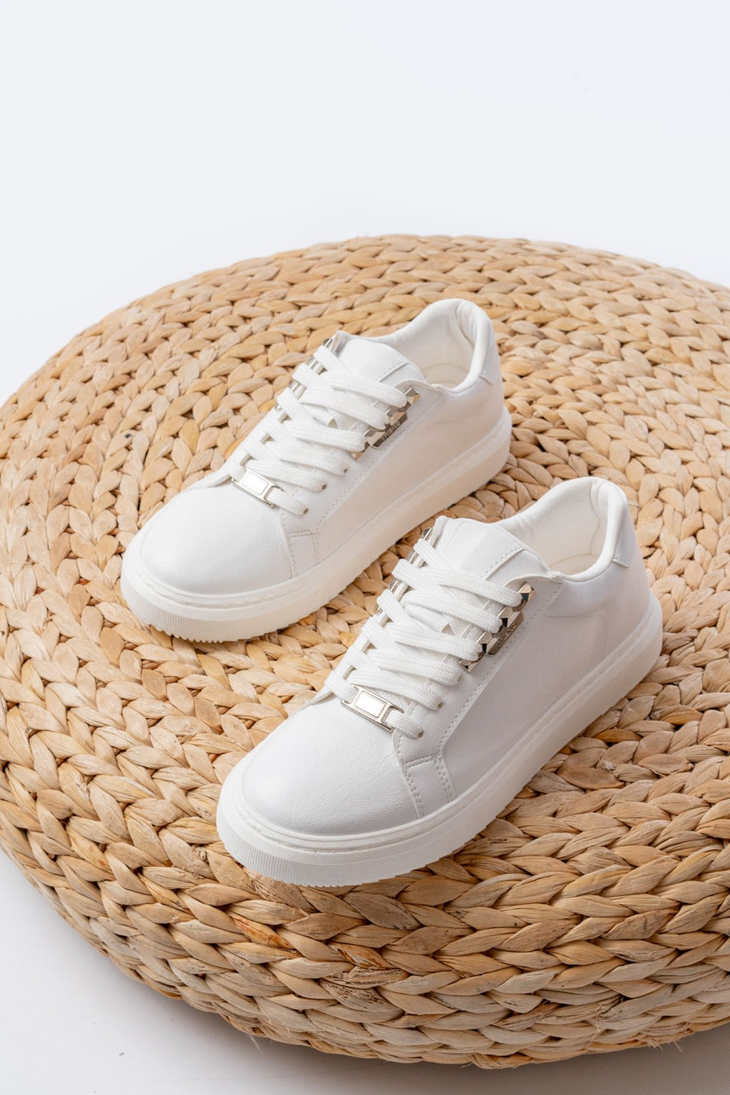 ZRİN-910 Premium Beyaz Bağcıklı Günlük Kadın Sneaker