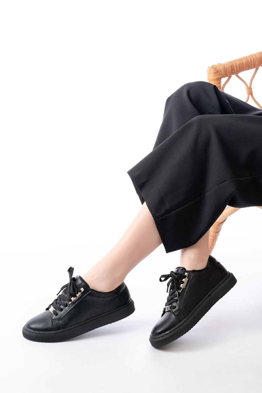 ZRİN-910 Premium Siyah Bağcıklı Günlük Kadın Sneaker