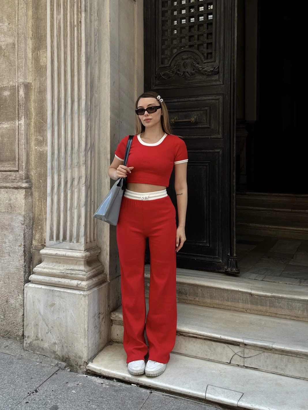 Crop 2-Piece Suit with Piping and Trousers Red