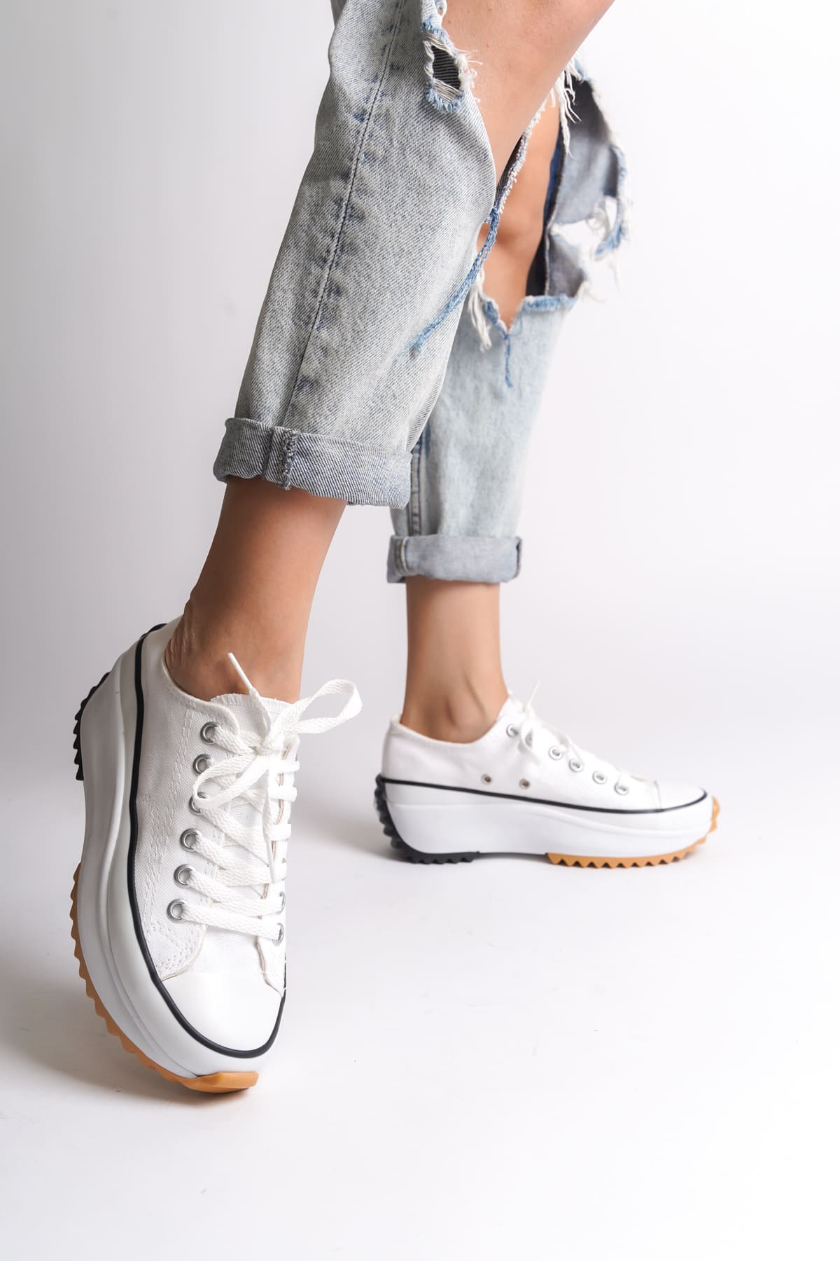 NICE Lace-Up Orthopedic Sole Linen White Women's Sneaker