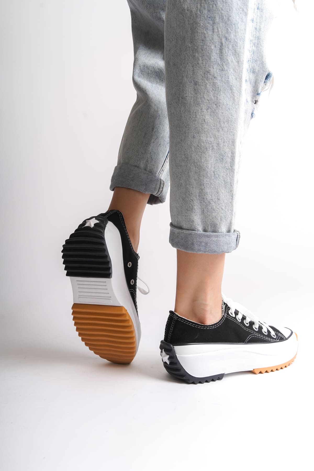 NICE Lace-Up Orthopedic Sole Linen Black Women's Sneaker