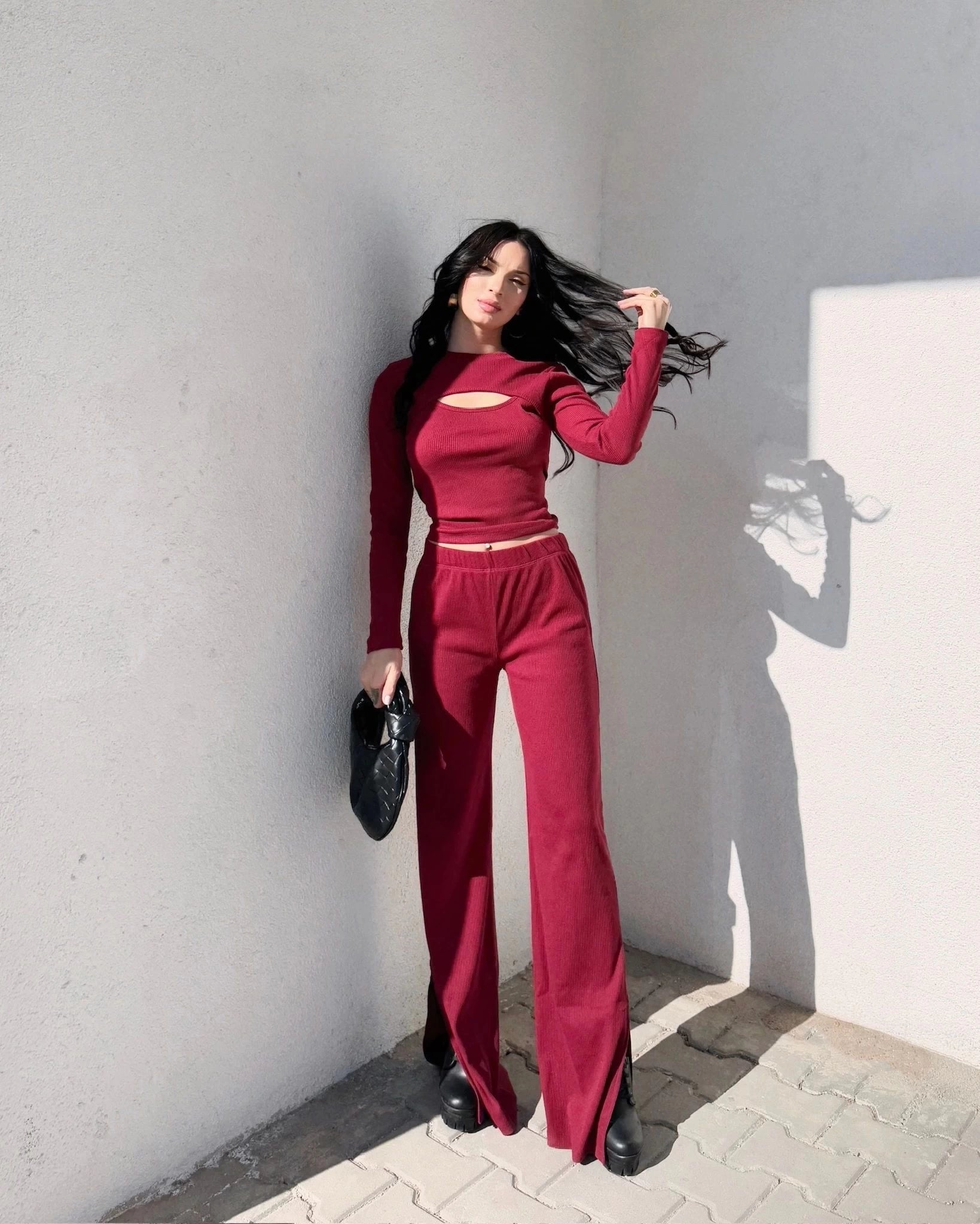 Windowed Detailed Bottom Top Set Claret Red