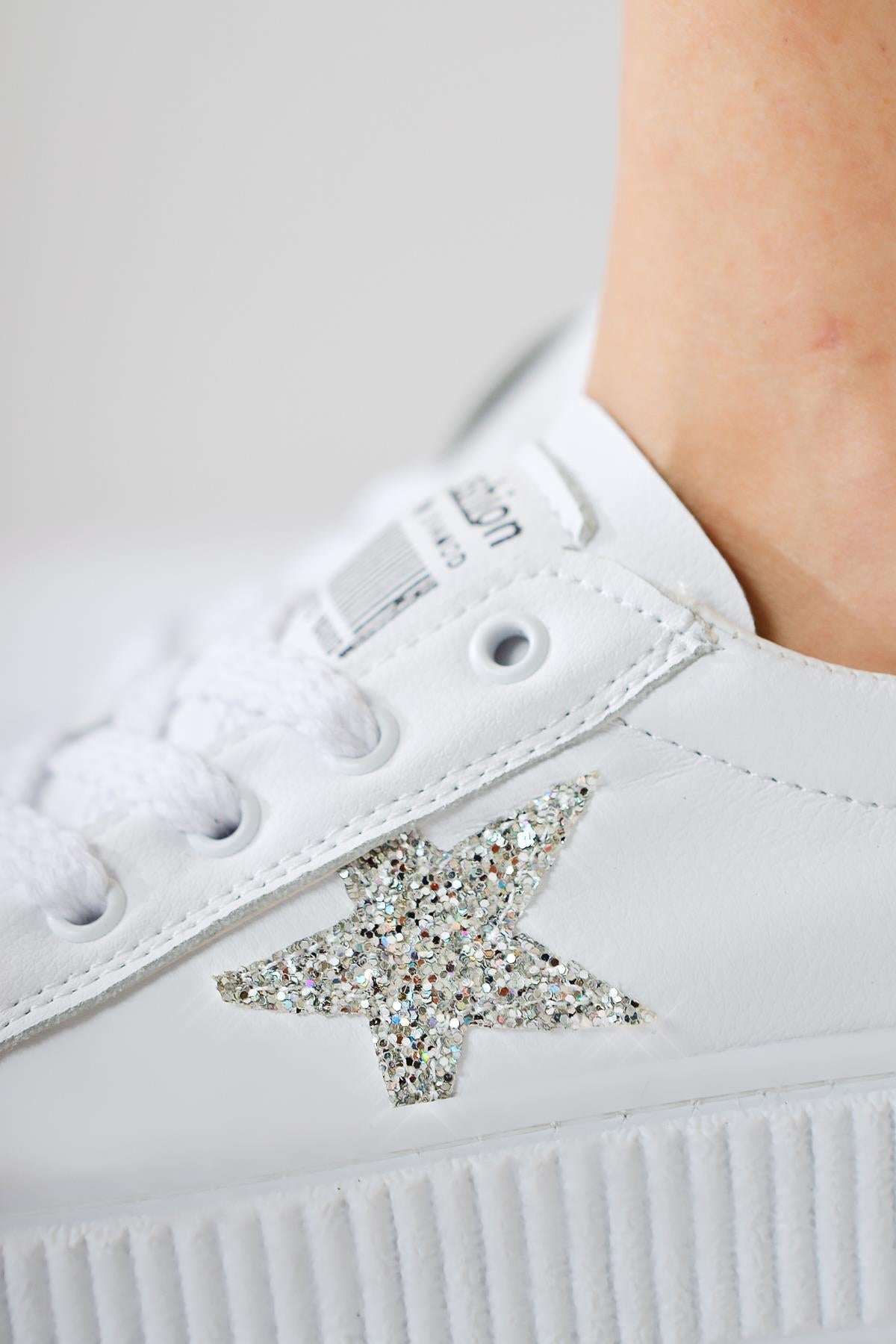 Piata Beyaz Bağcıklı Star Spor Ayakkabı