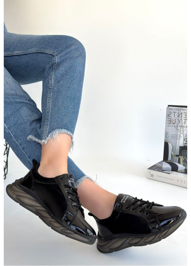 PİO Siyah Rugan Özel Taban Kadın Sneaker