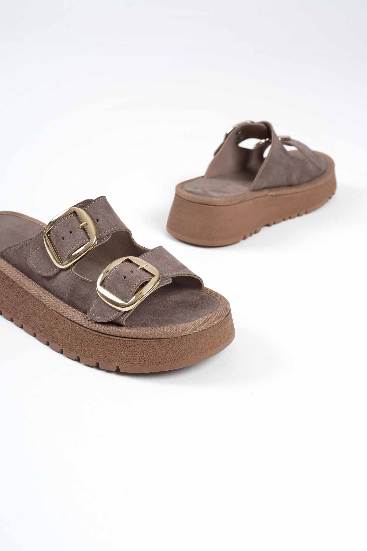 Place Premium Mink Suede Slippers
