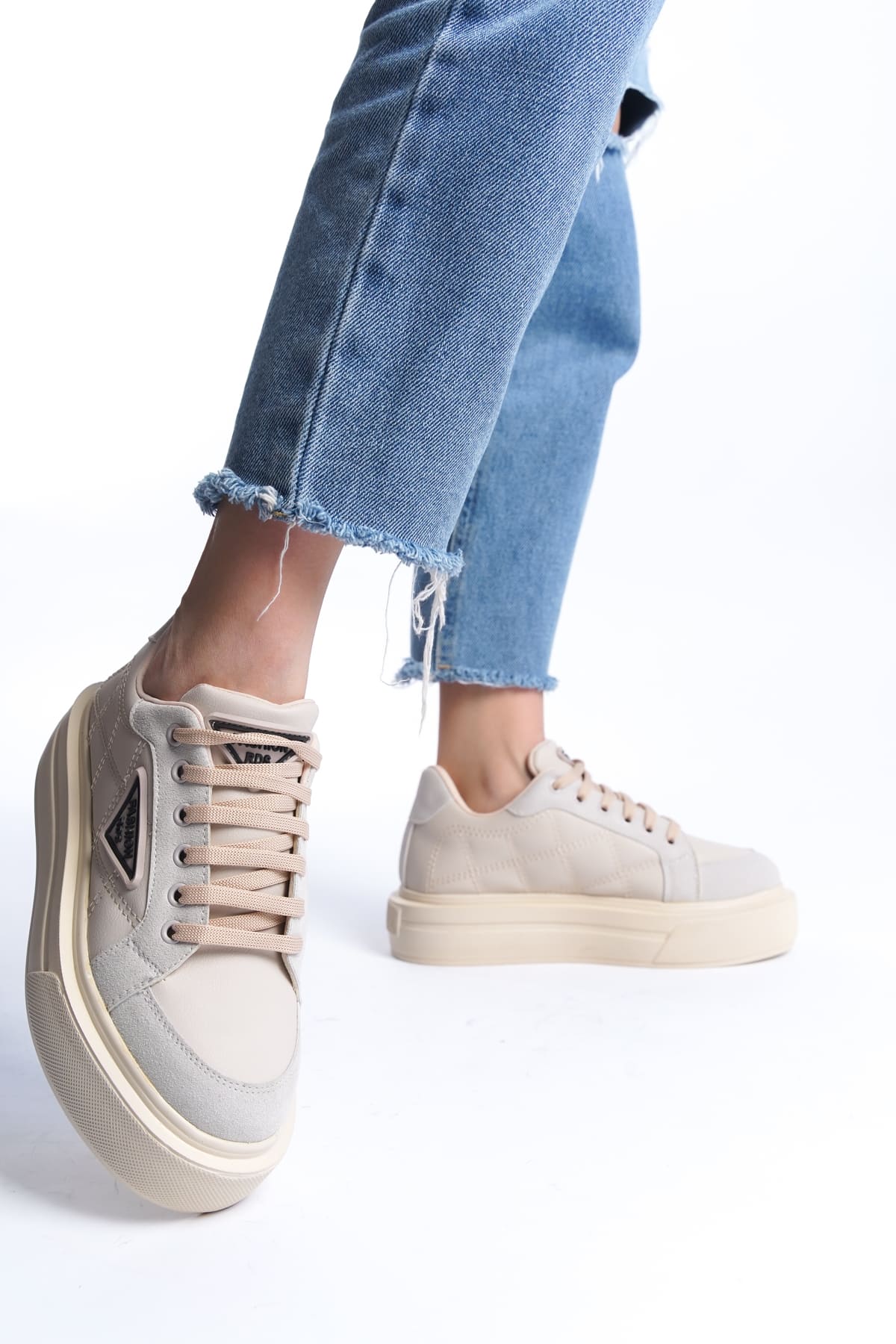 PRAG Premium Bağcıklı Ortopedik Kadın Sneaker - Krem
