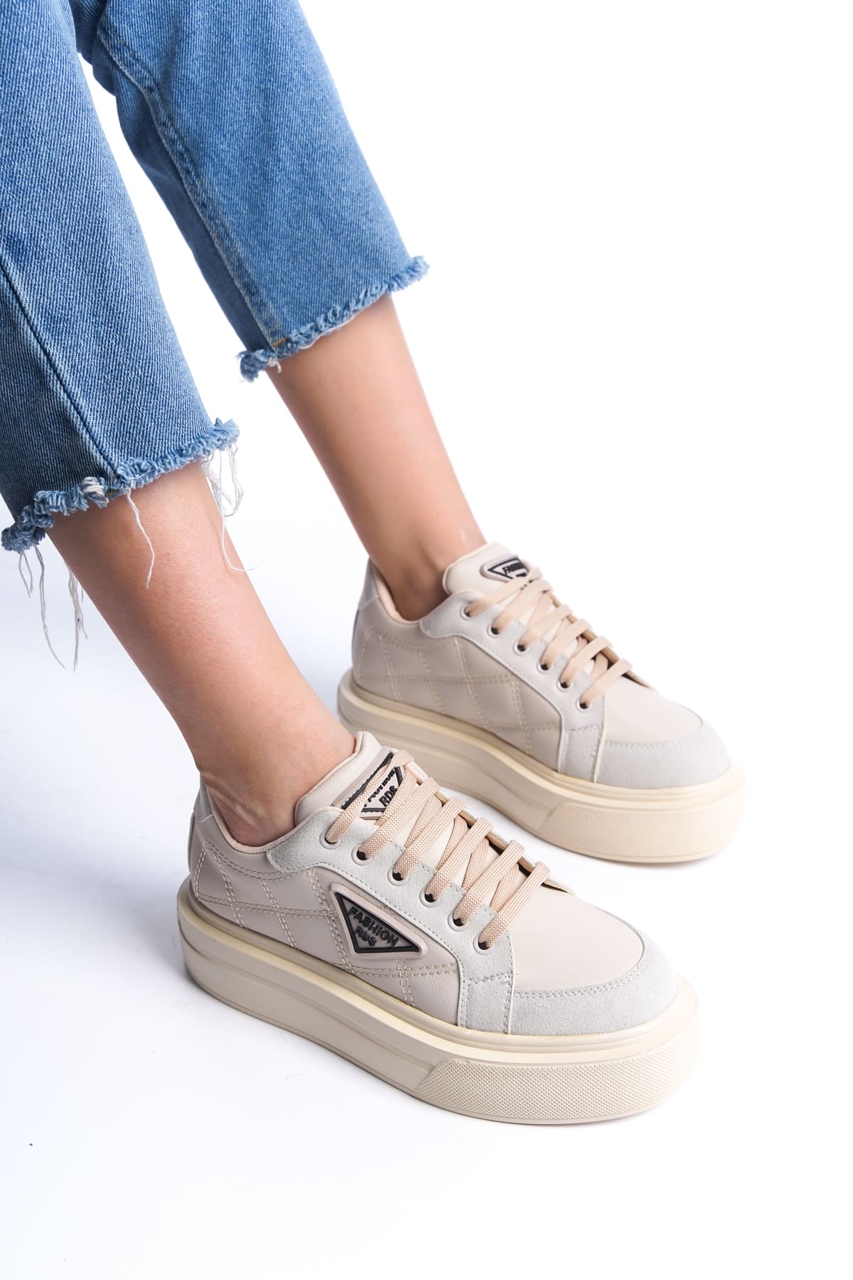 PRAG Premium Bağcıklı Ortopedik Kadın Sneaker - Krem