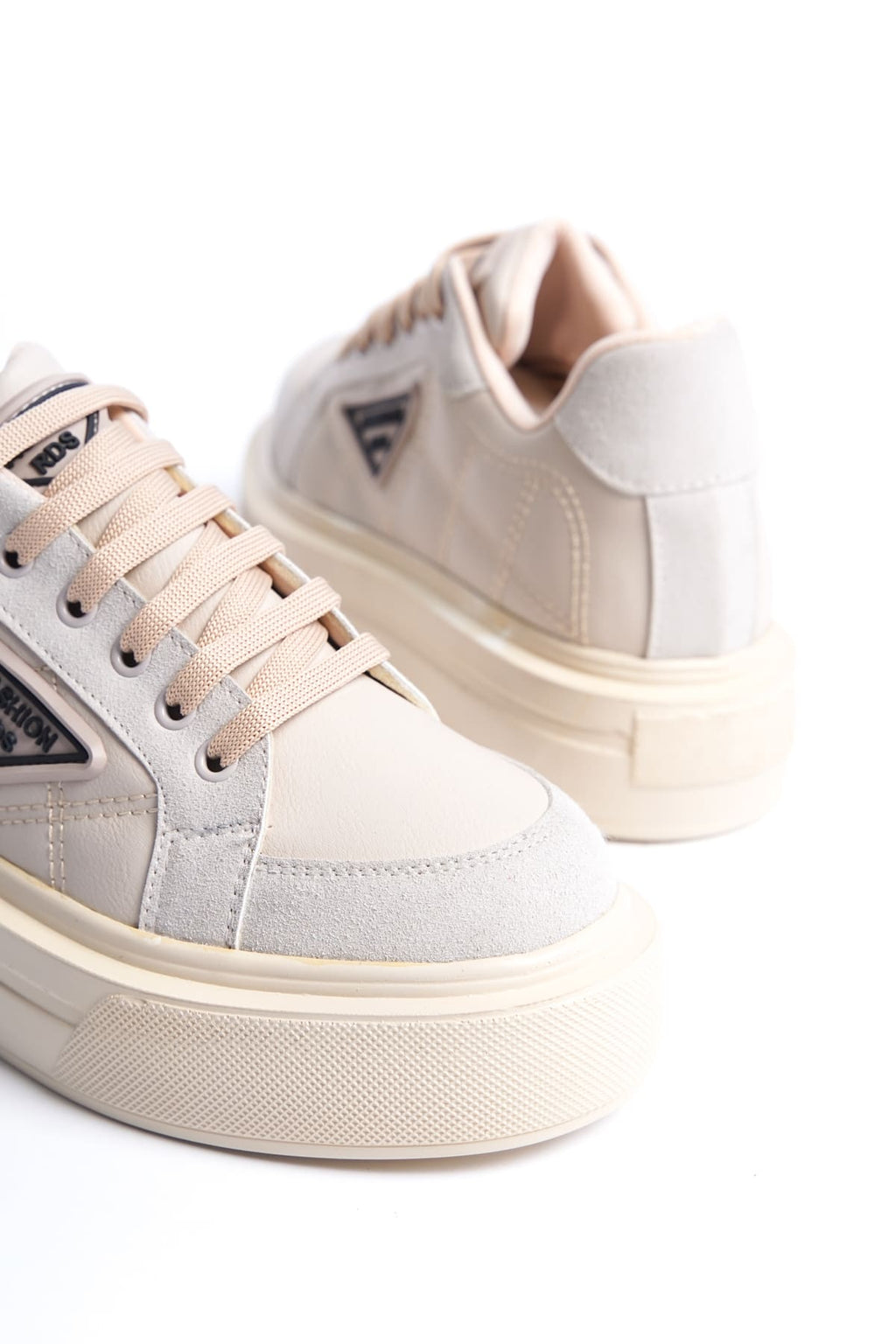 PRAG Premium Bağcıklı Ortopedik Kadın Sneaker - Krem