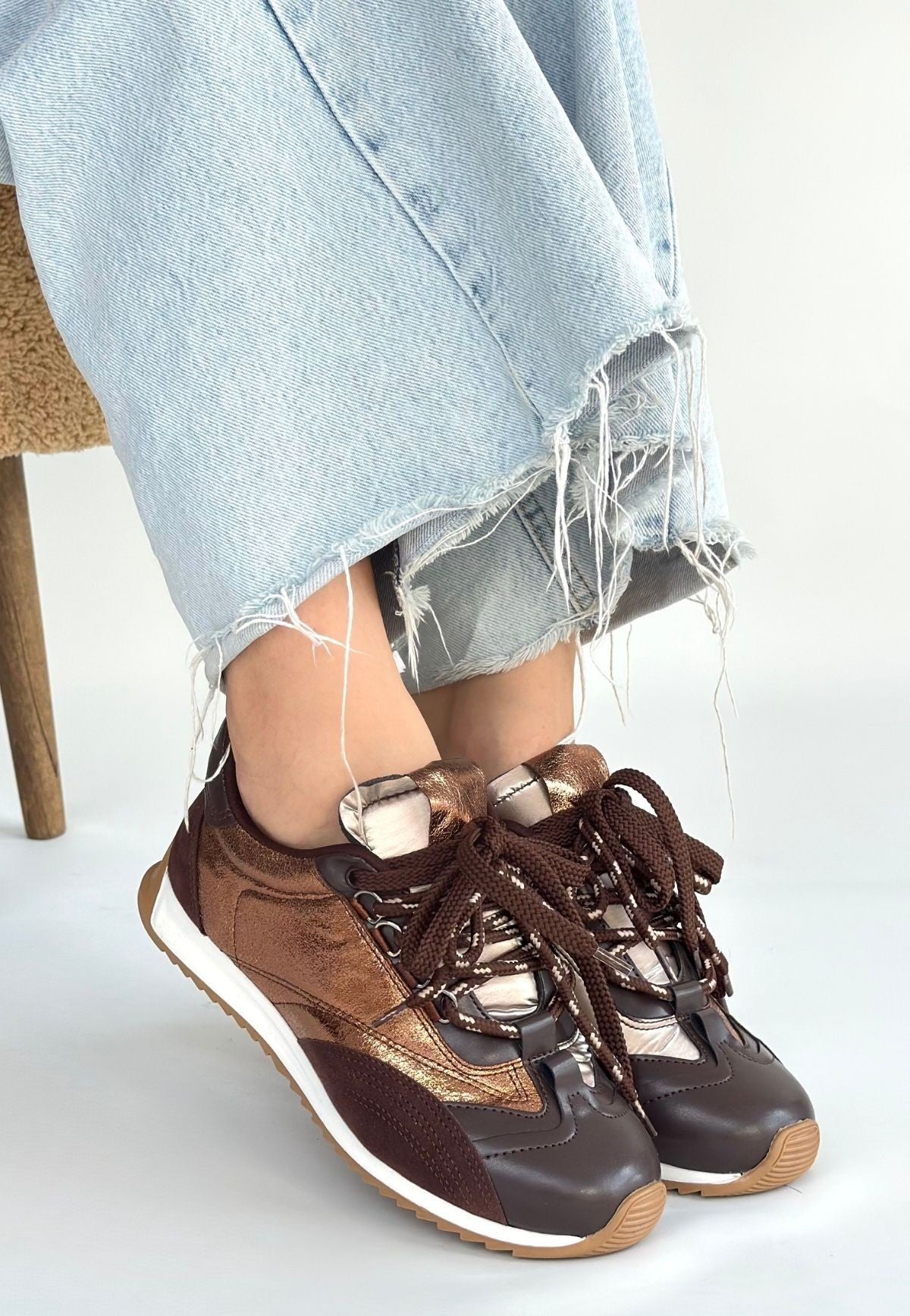 ZRNE-009 Premium Kahve Bağcıklı Paraşüt Detaylı Kadın Sneaker