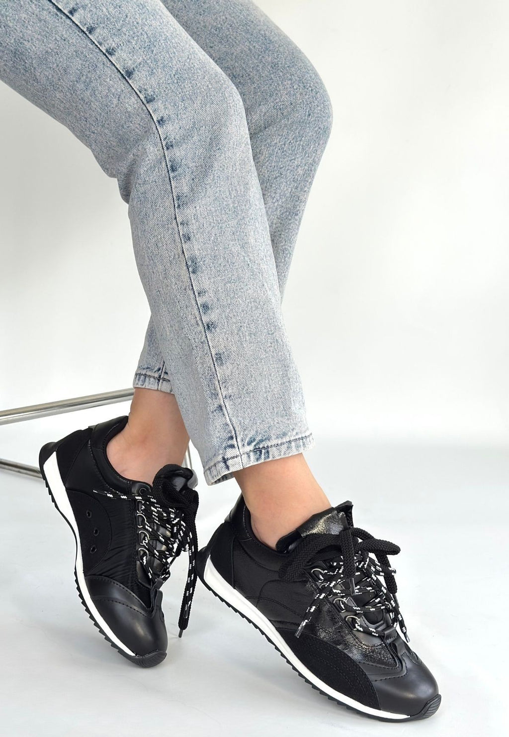 ZRNE-009 Premium Siyah Bağcıklı Paraşüt Detaylı Kadın Sneaker