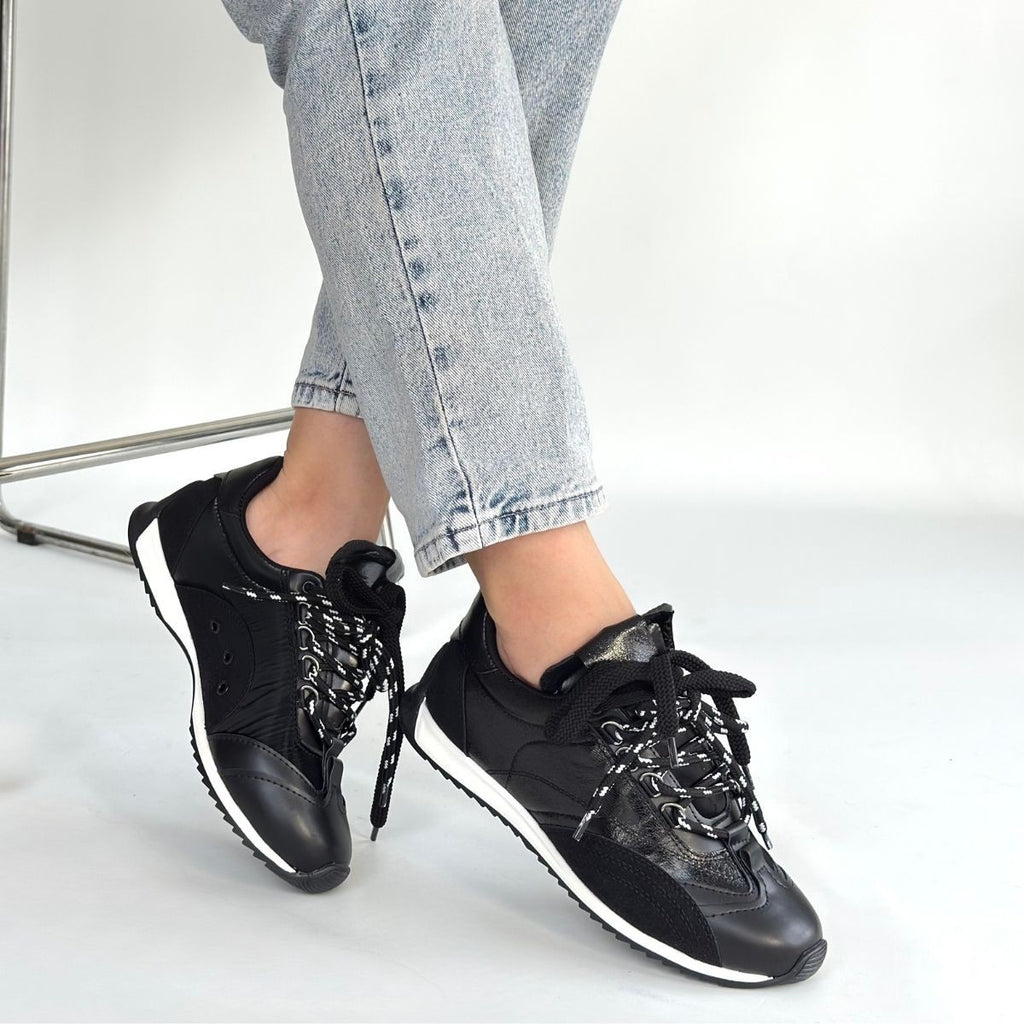 ZRNE-009 Premium Siyah Bağcıklı Paraşüt Detaylı Kadın Sneaker