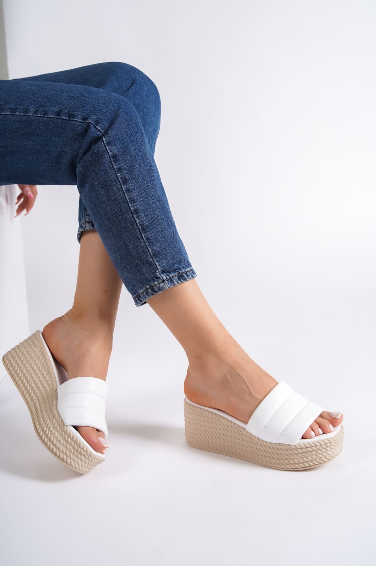 REINA Wedge Heel Orthopedic Sole Wicker Look Women's Slippers - White