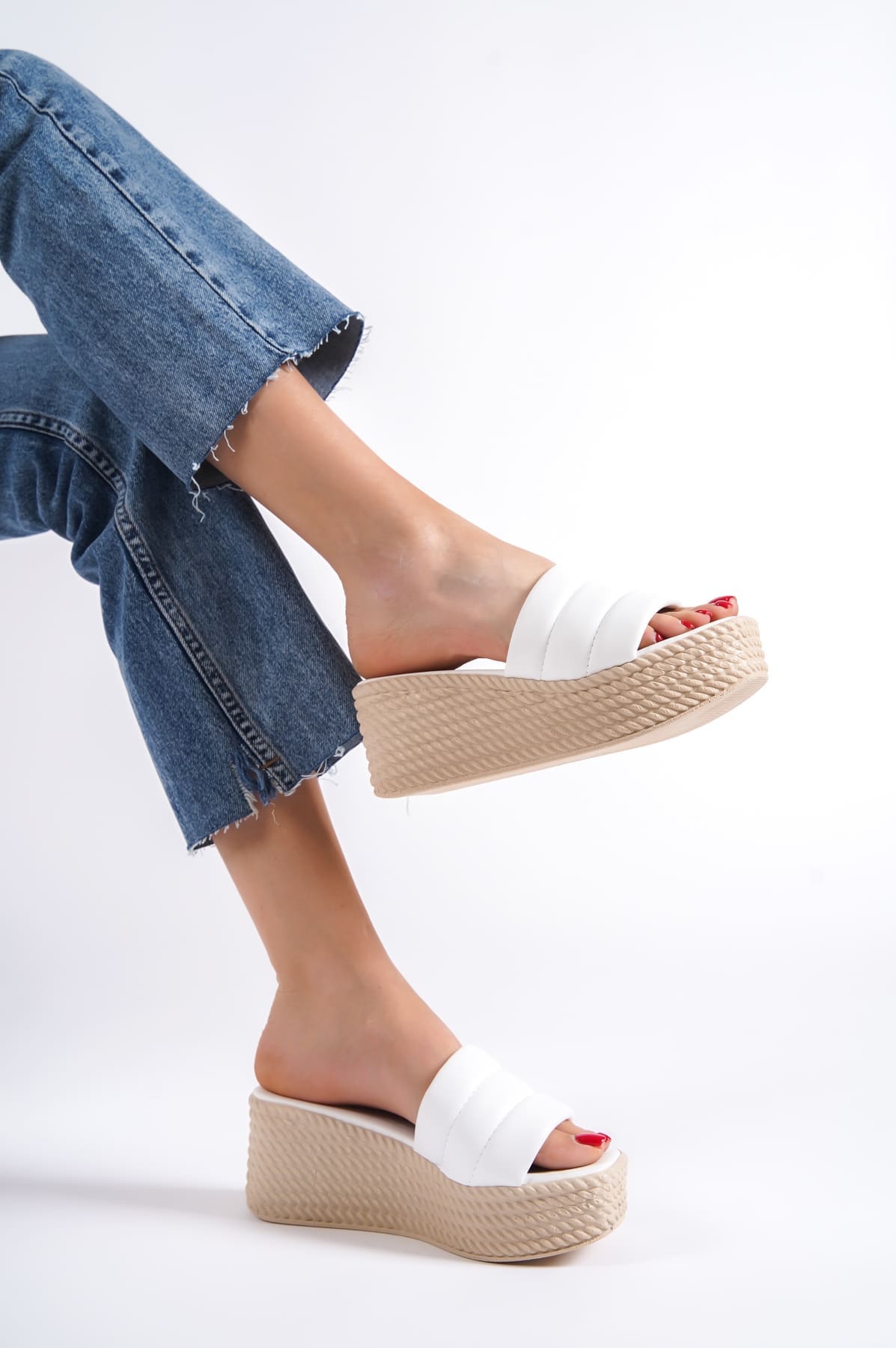 REINA Wedge Heel Orthopedic Sole Wicker Look Women's Slippers - White