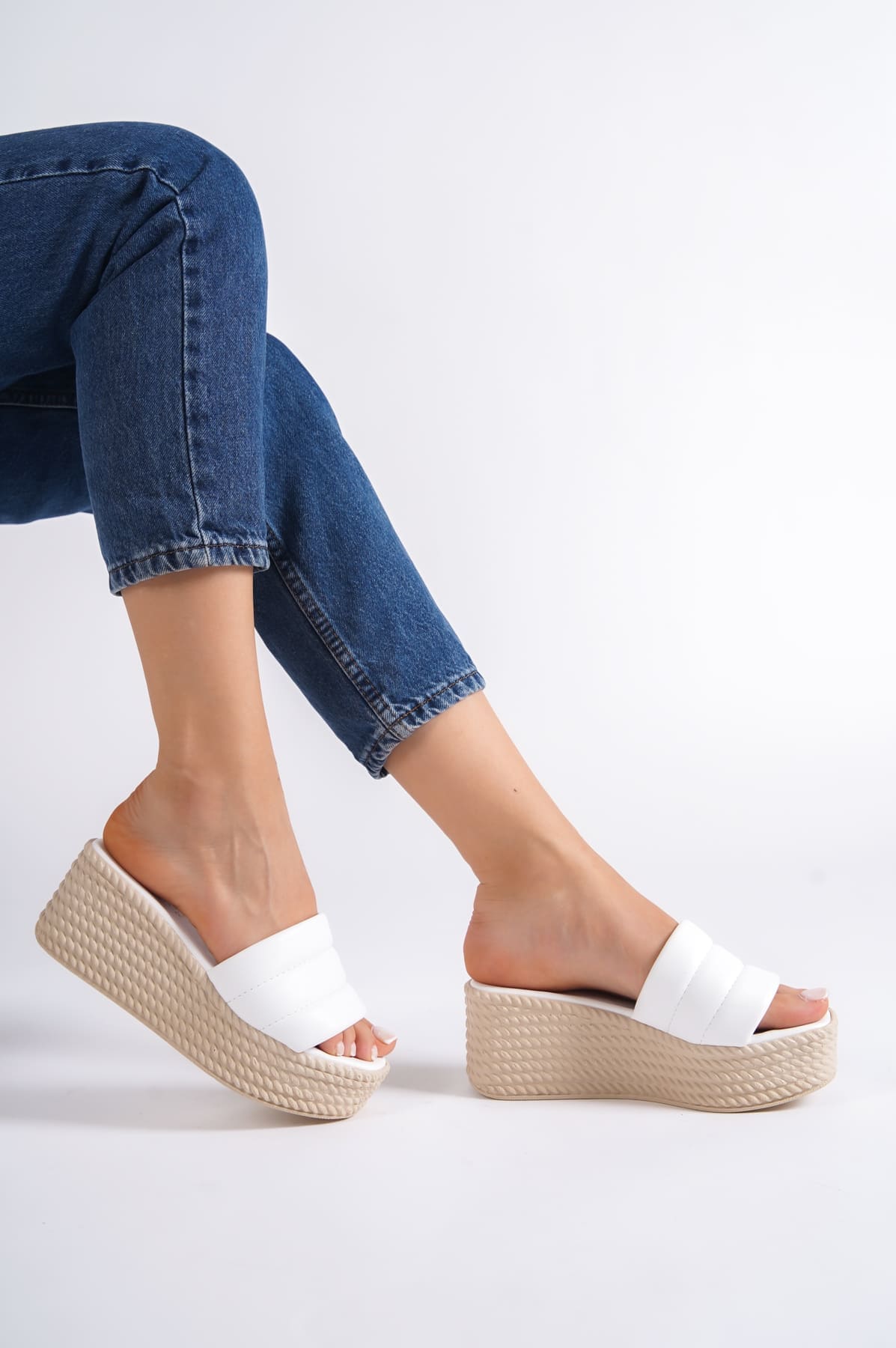 REINA Wedge Heel Orthopedic Sole Wicker Look Women's Slippers - White