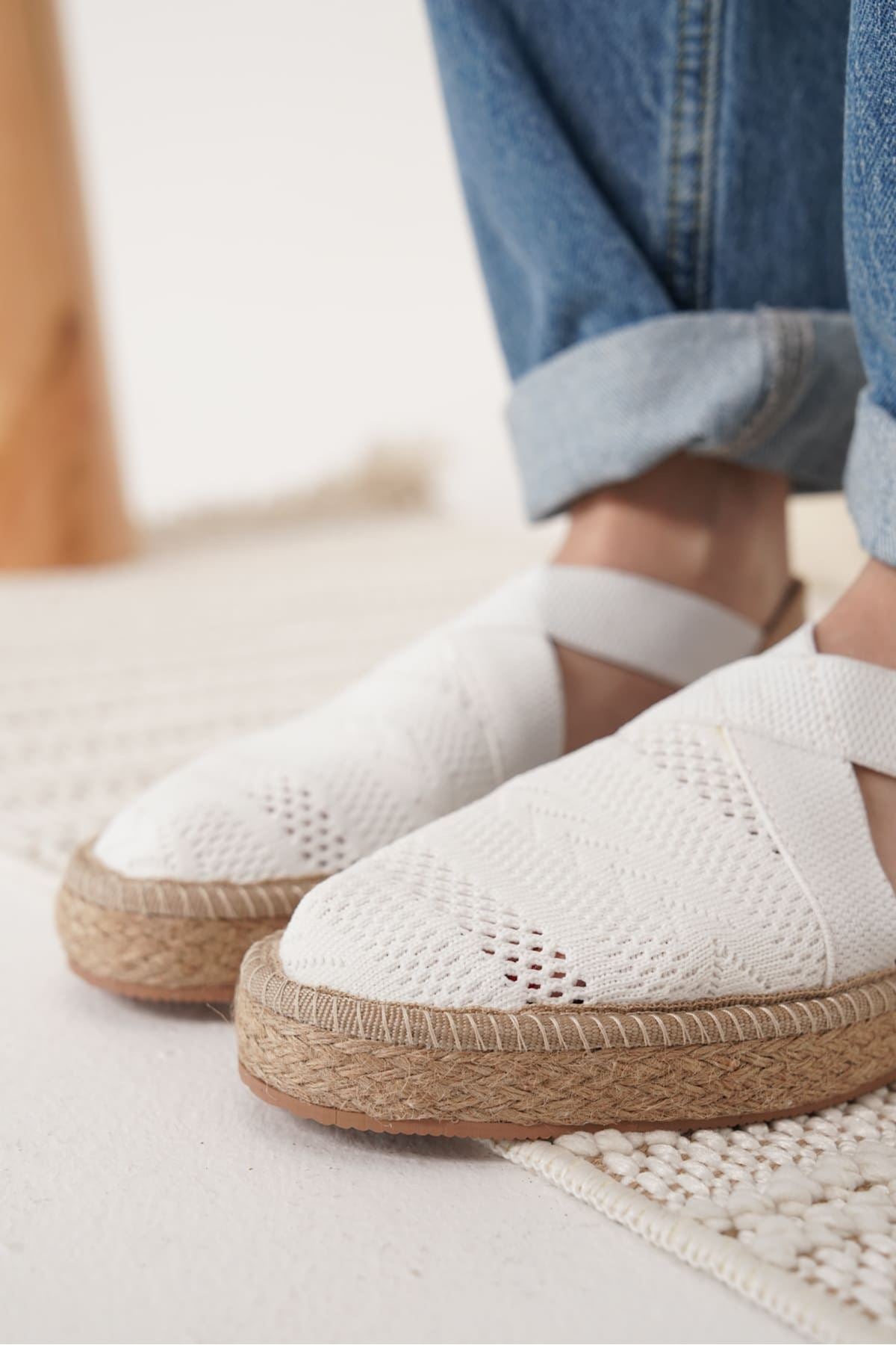 Rosa Premium Linen Comfortable White Women's Sandals