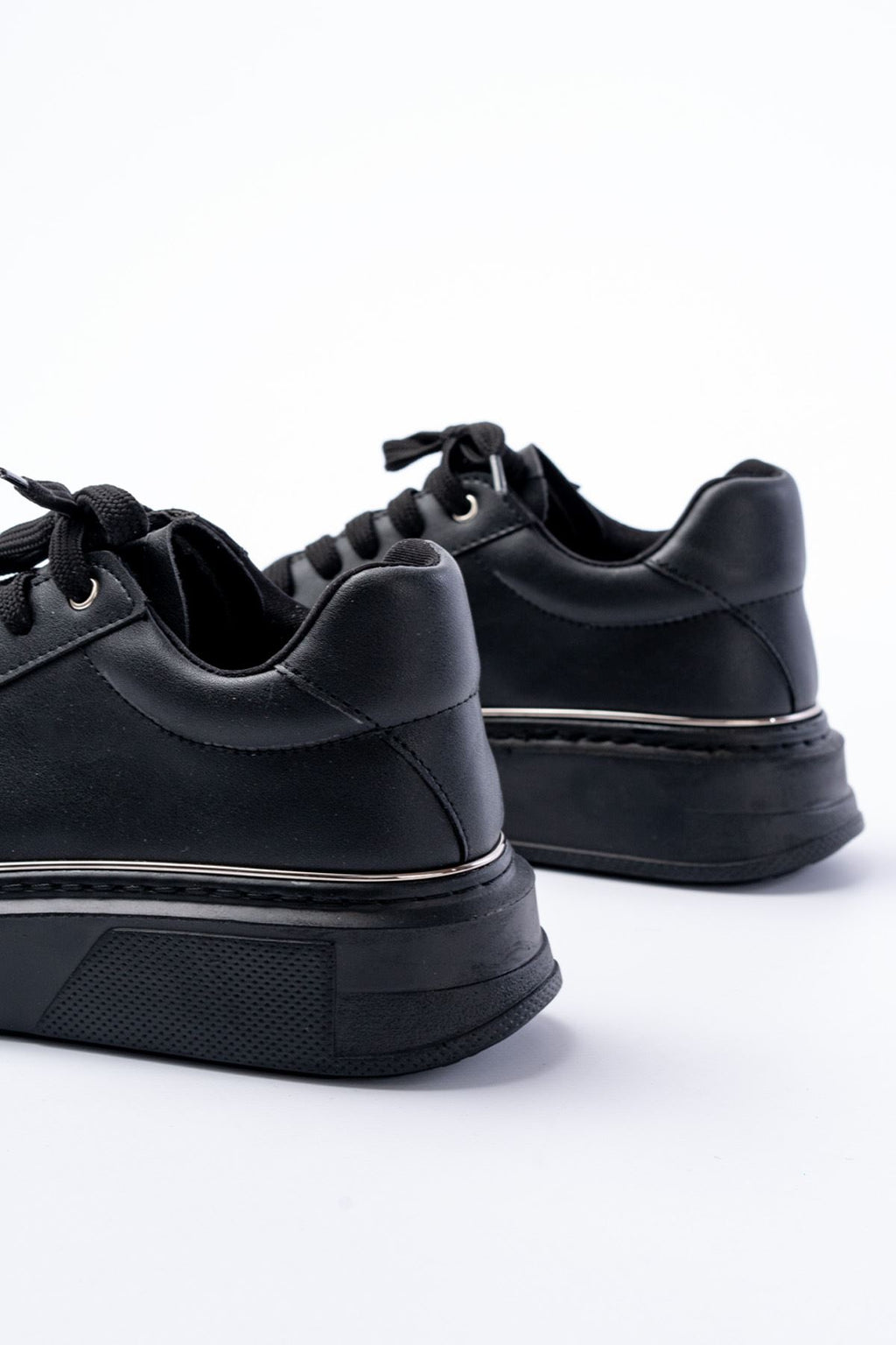 ZRİN-2435 Premium Siyah Platin Bağcıklı Günlük Sneaker