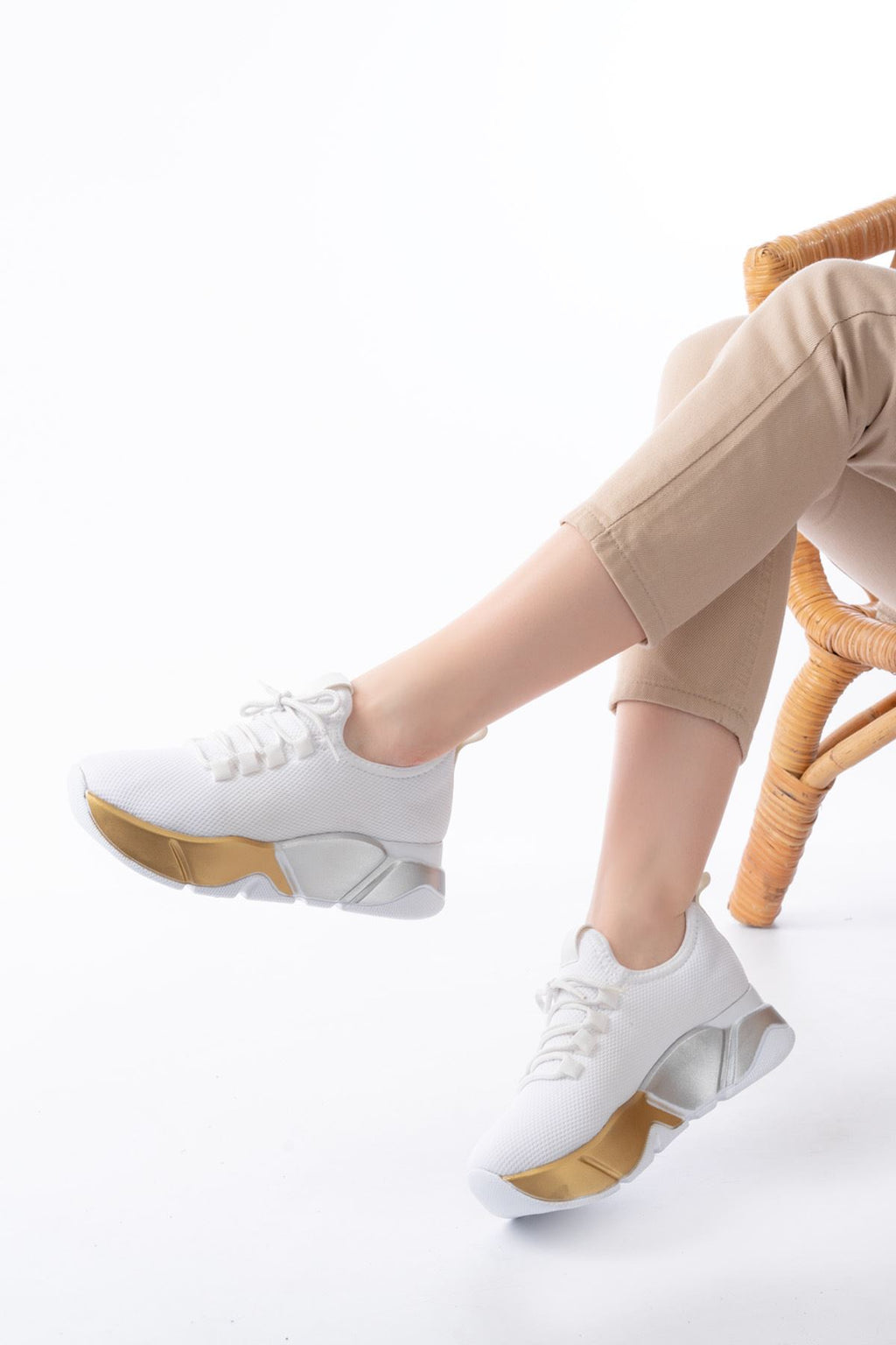 ZRİNS-400 Premium Beyaz Bağcıklı Triko Renkli Taban Kadın Sneaker