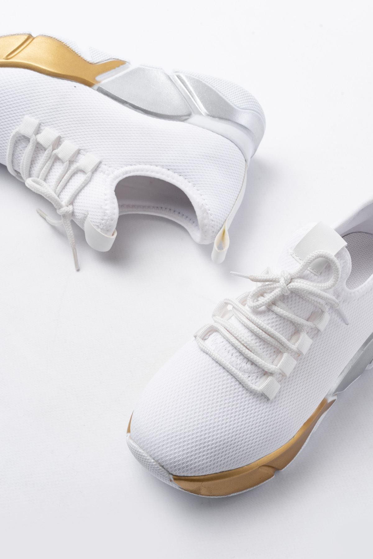 ZRİNS-400 Premium Beyaz Bağcıklı Triko Renkli Taban Kadın Sneaker