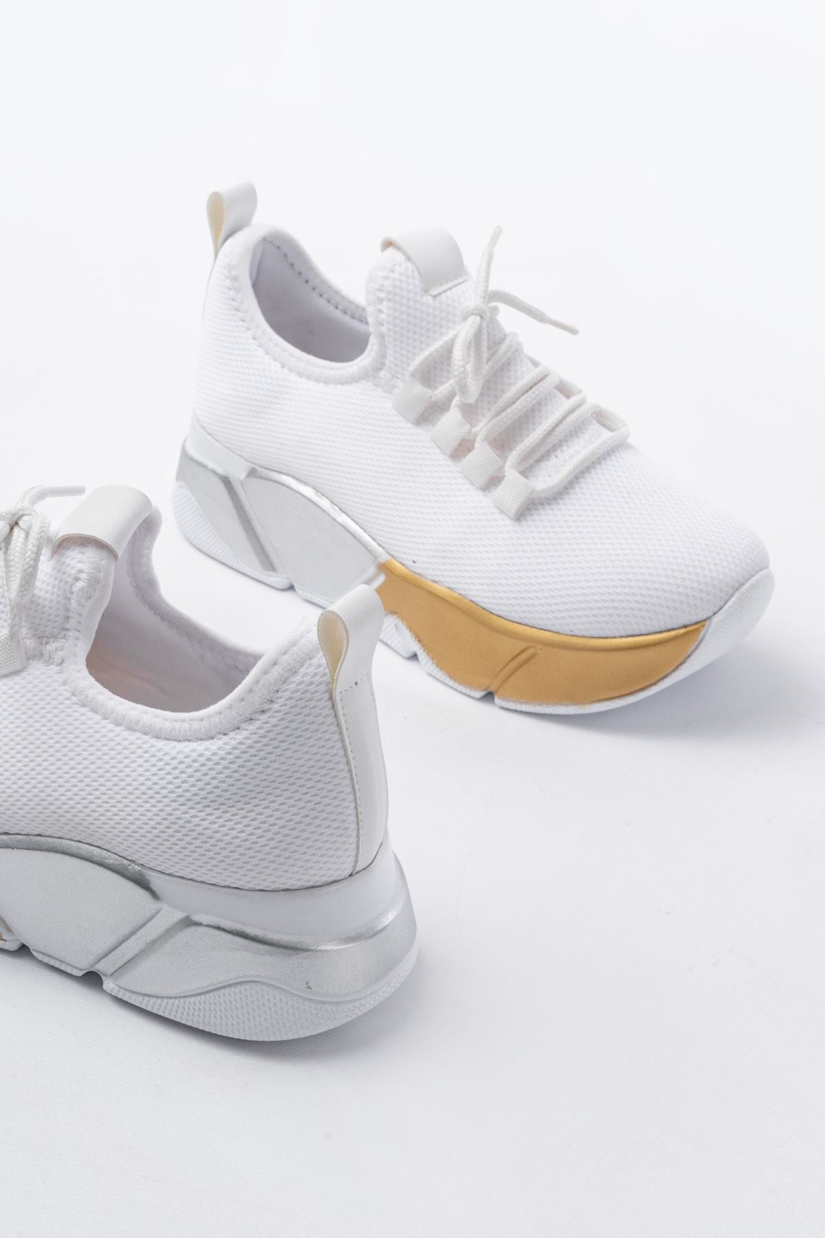 ZRİNS-400 Premium Beyaz Bağcıklı Triko Renkli Taban Kadın Sneaker