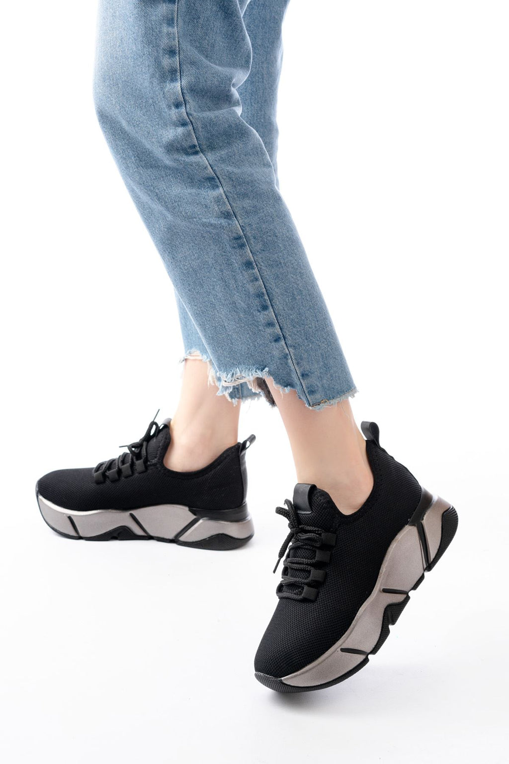 ZRİNS-400 Premium Siyah Bağcıklı Triko Ortopedik Taban Kadın Sneaker
