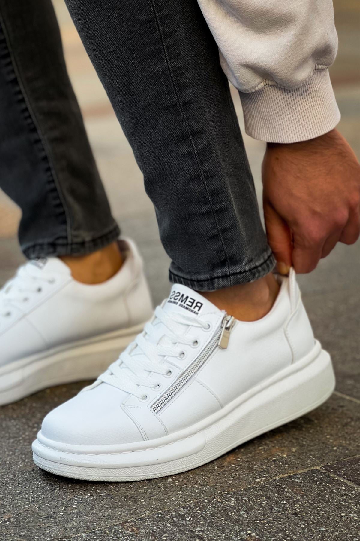 ZRC601 - Lüx Süet Fermuarlı Erkek Sneaker Beyaz
