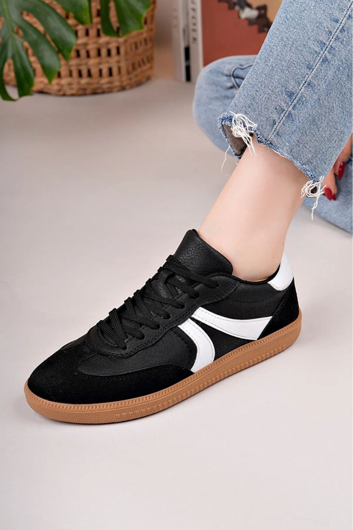 ZRC621 - Ortopedik Taban Günlük Kadın Sneaker Siyah