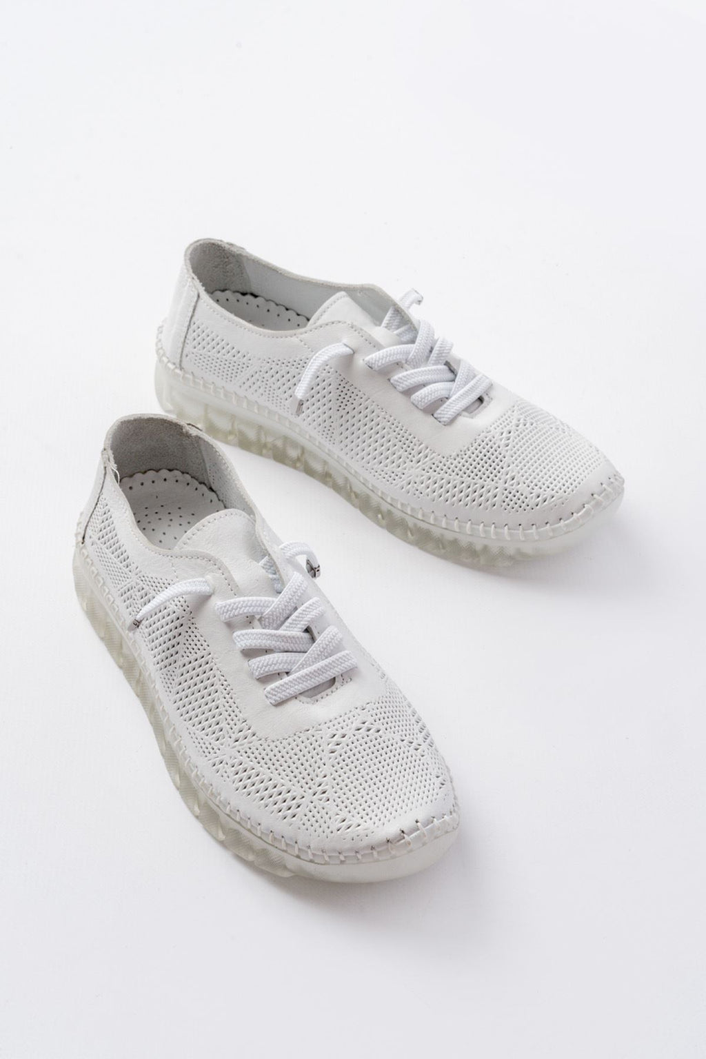 ZRİN-365 Beyaz Desenli Hakiki Deri Tam Ortopedik Comfort Spor Babet