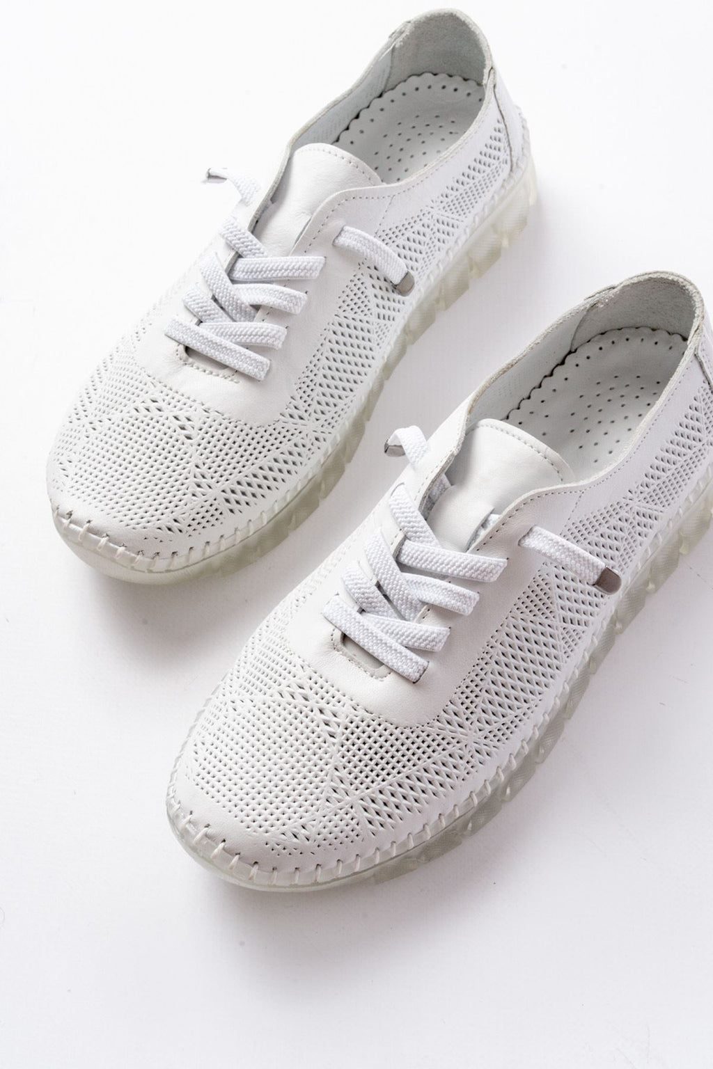 ZRİN-365 Beyaz Desenli Hakiki Deri Tam Ortopedik Comfort Spor Babet