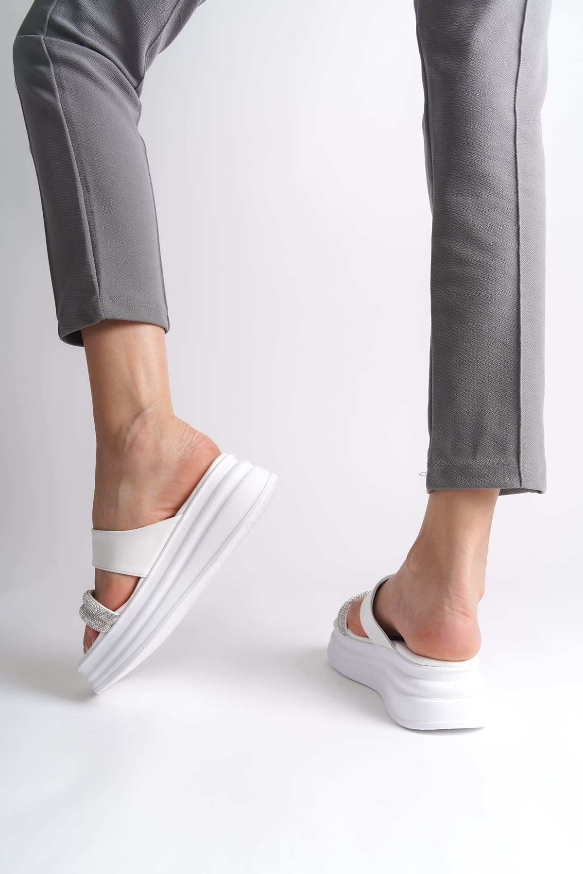 SARLENE Thick Heeled Stoned Striped Orthopedic Women's White Slippers