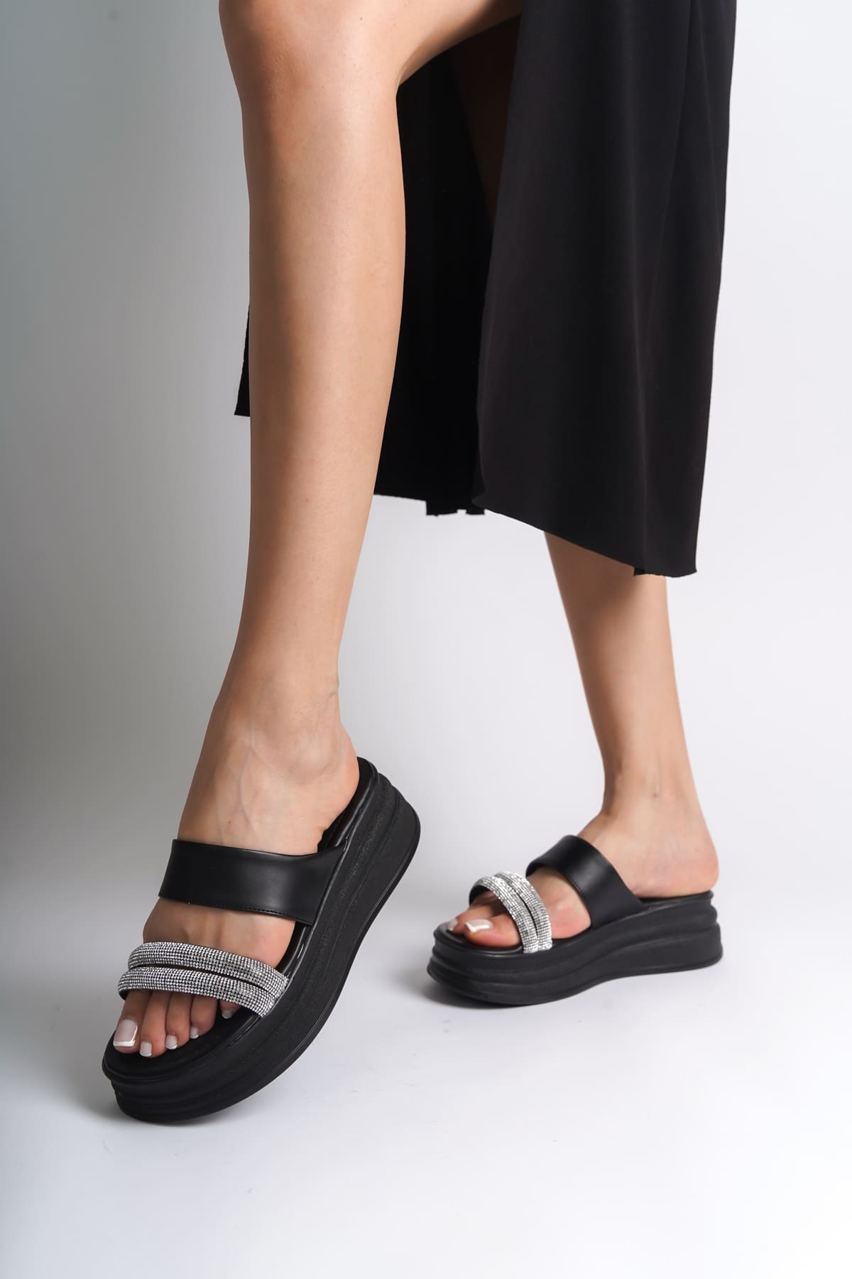 SARLENE Thick Heeled Stoned Striped Orthopedic Women's Black Slippers