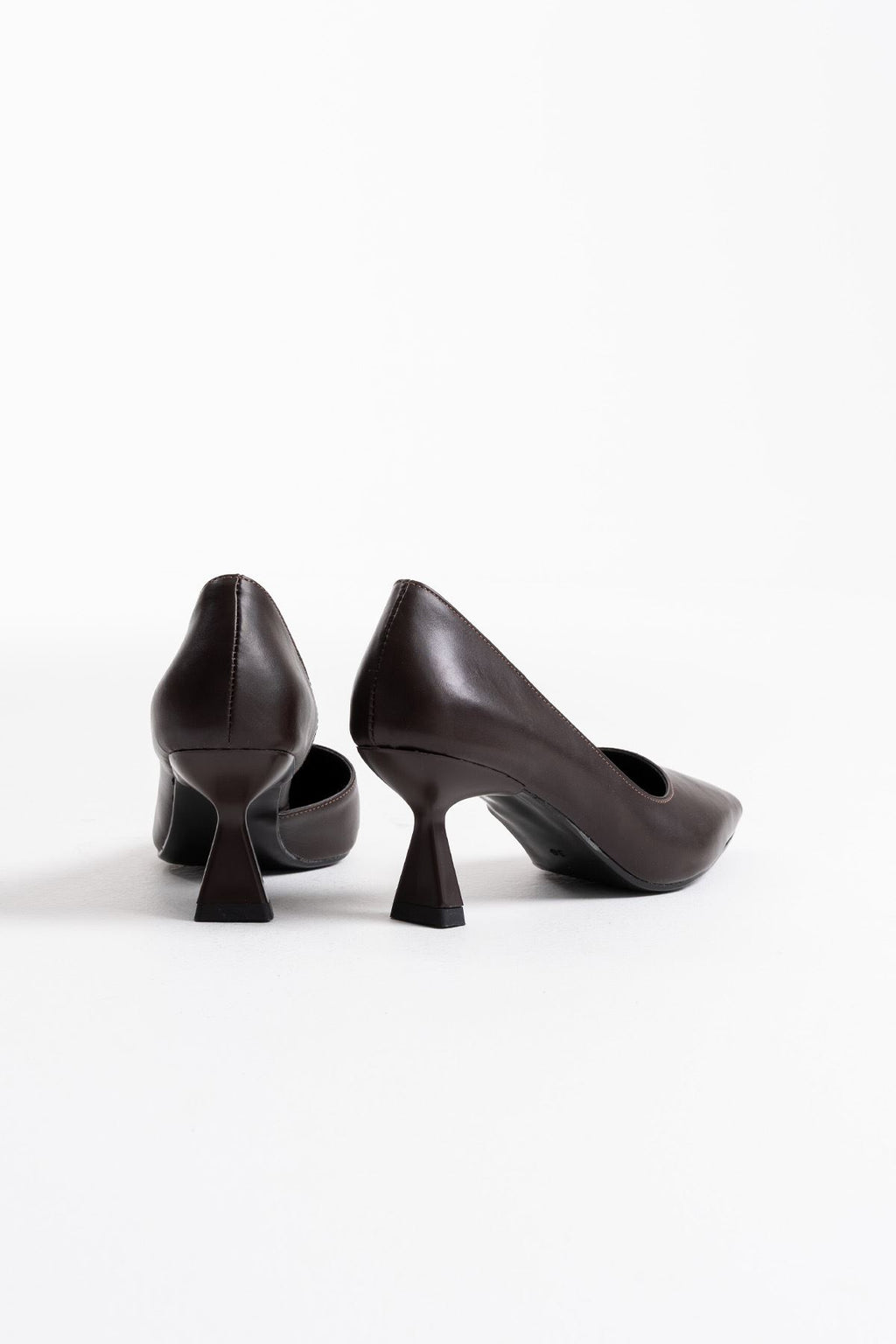 Moguer Premium Sivri Burun Acı Kahve Stiletto 6 cm