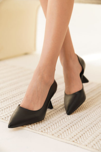 Seraphine Premium Women's Black Matte Heeled Shoes
