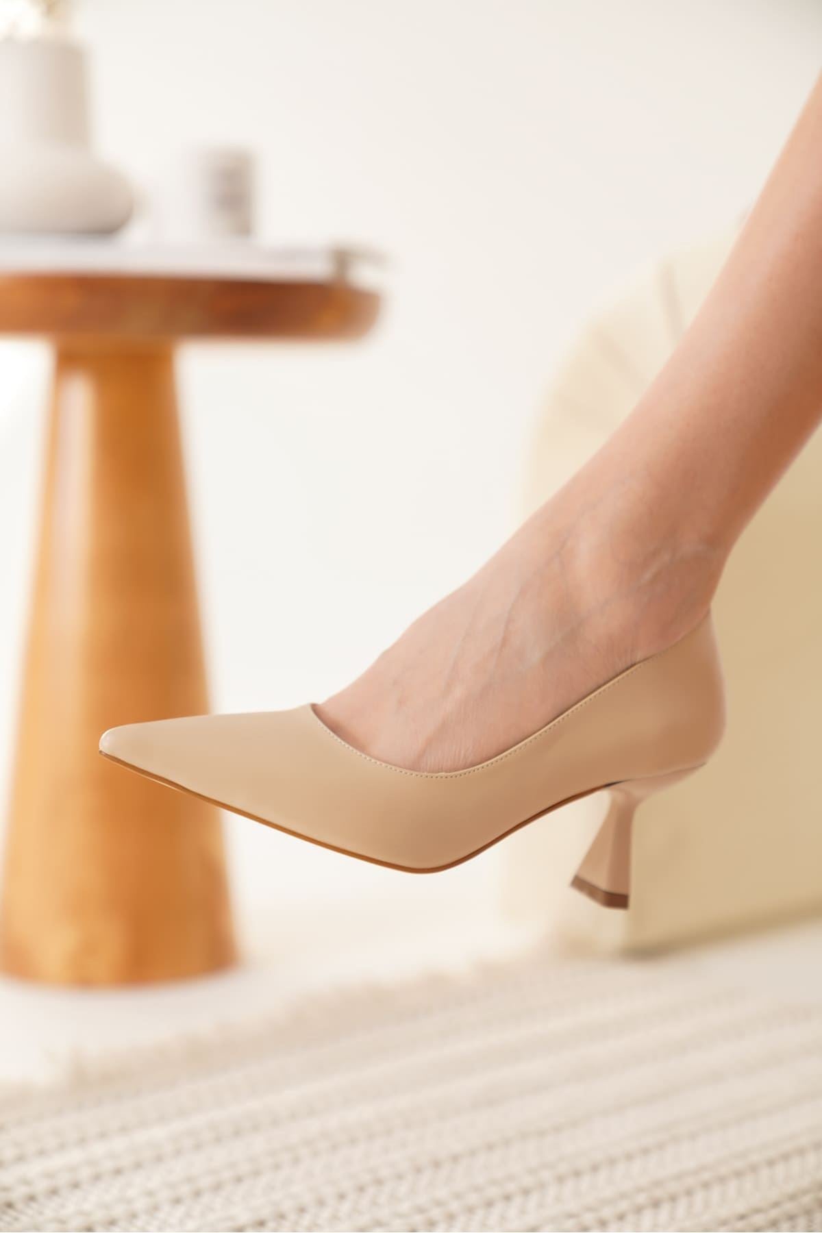 Moguer Premium Sivri Burun Nude Stiletto 6 cm
