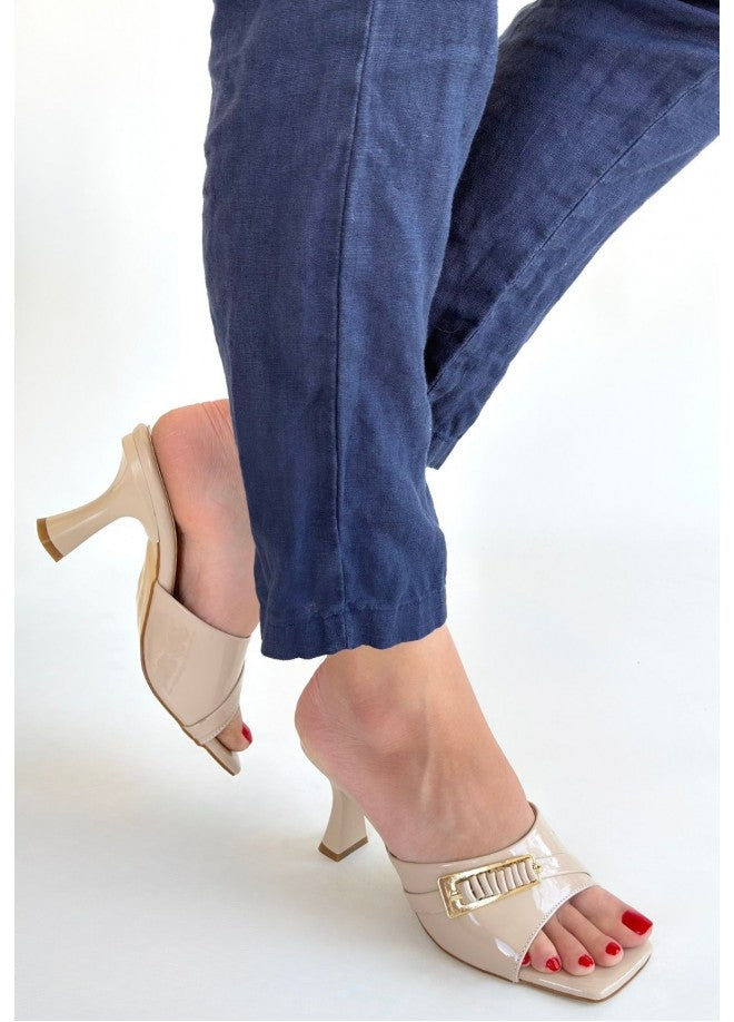 Sief Beige Patent Leather Heeled Slippers
