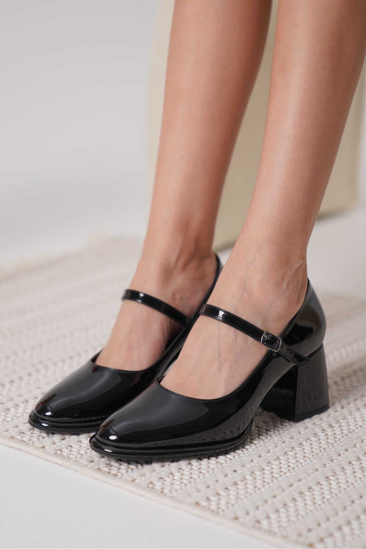 Slay Premium Black Patent Leather Women's High Heel Shoes