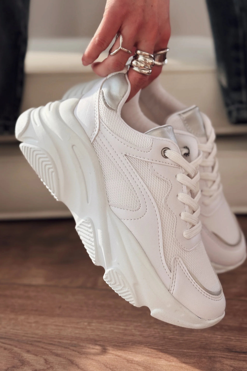 ZRİN-149 Beyaz Gümüş Bağcıklı Fileli Günlük Premium Kadın Sneaker