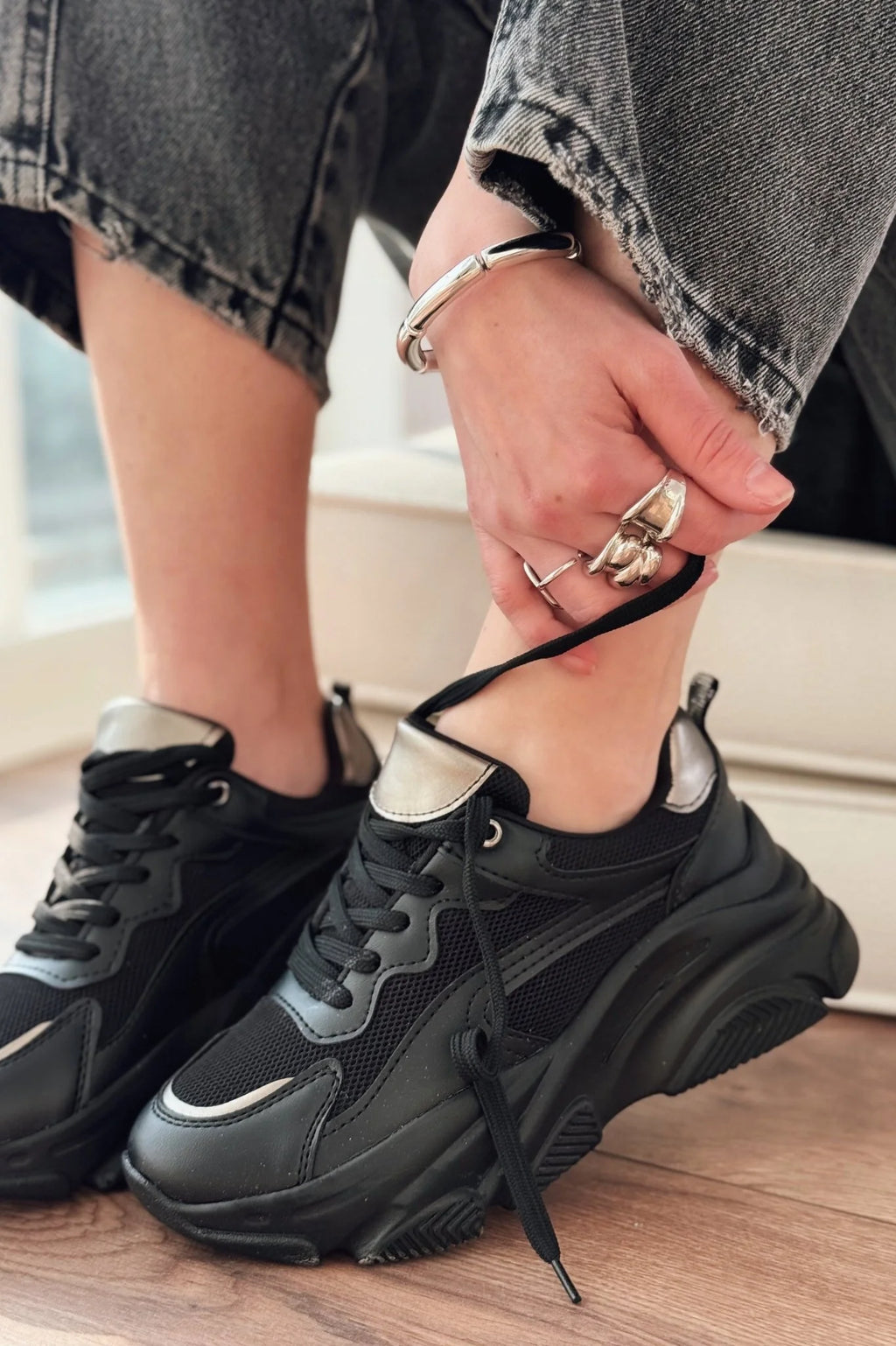 ZRİN-149 Siyah Platin Bağcıklı Fileli Günlük Premium Kadın Sneaker