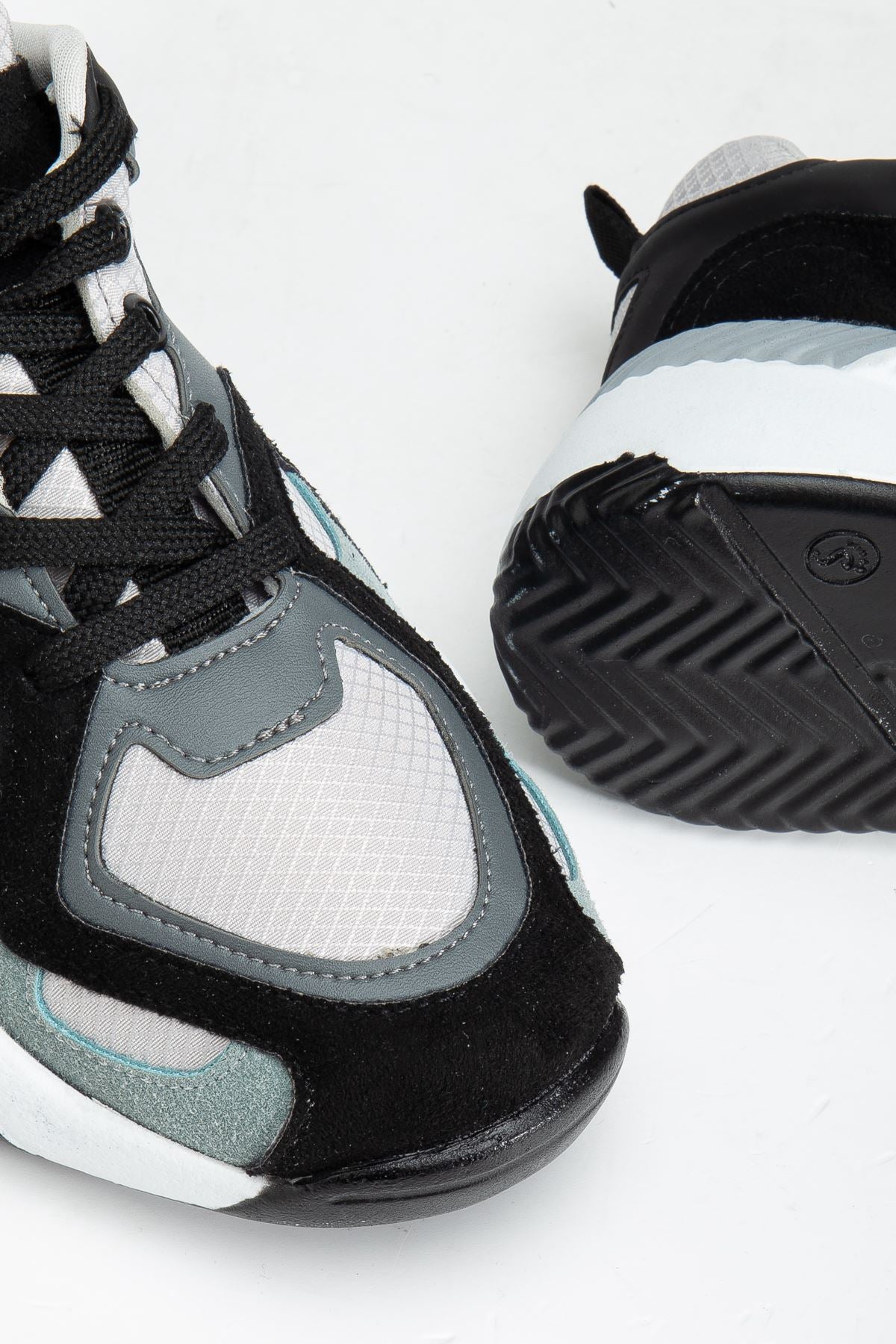 ZRİN-172-2 Premium Siyah Gri Bağcıklı Kadın Sneaker