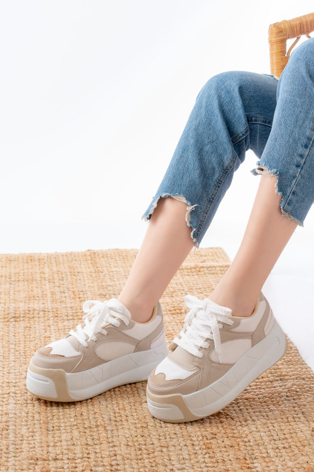 ZRİN-190 Premium Bej Bağcıklı Fileli Yüksek Taban Günlük Sneaker