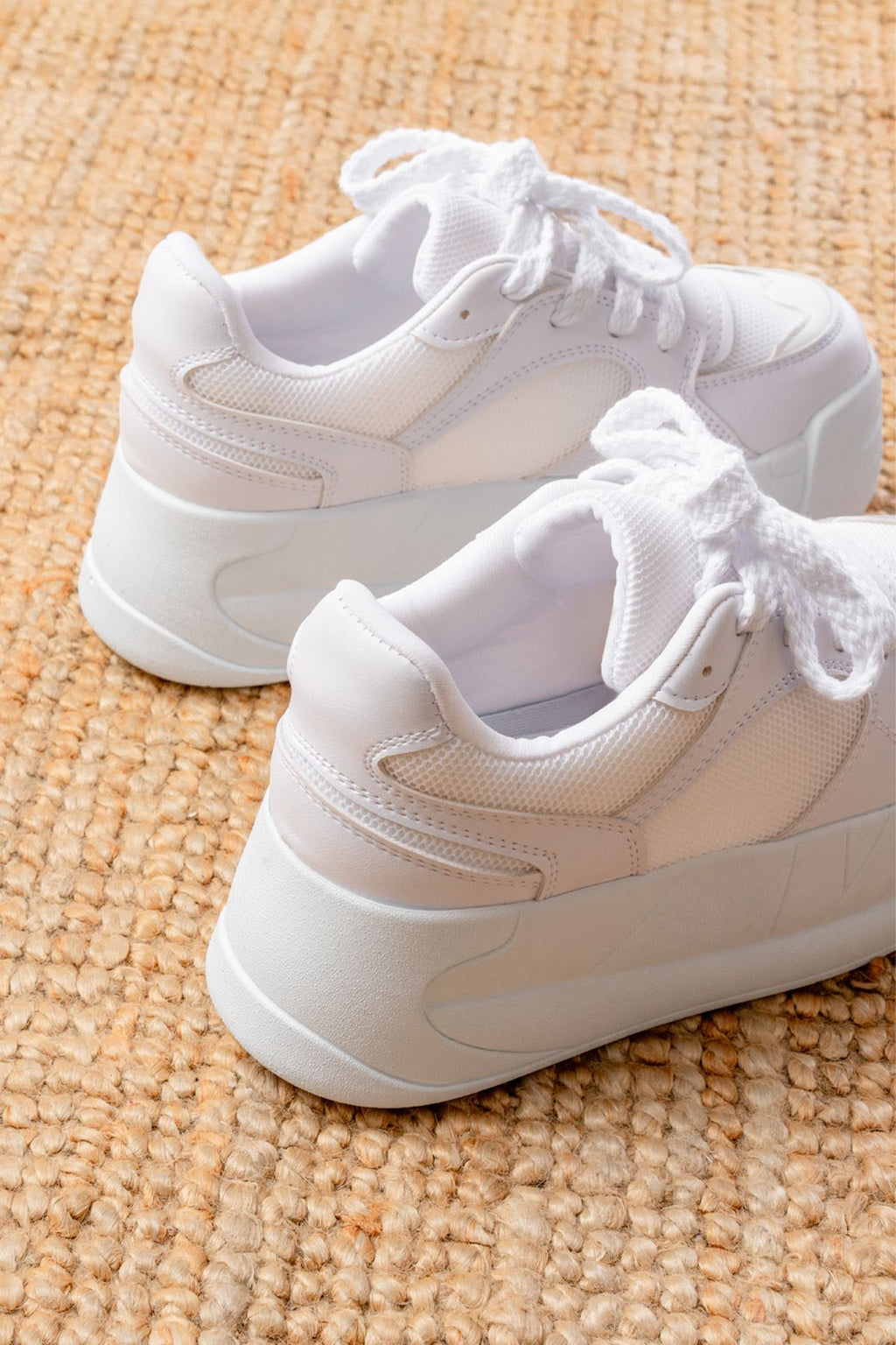 ZRİN-190 Premium Beyaz Bağcıklı Fileli Yüksek Taban Günlük Sneaker