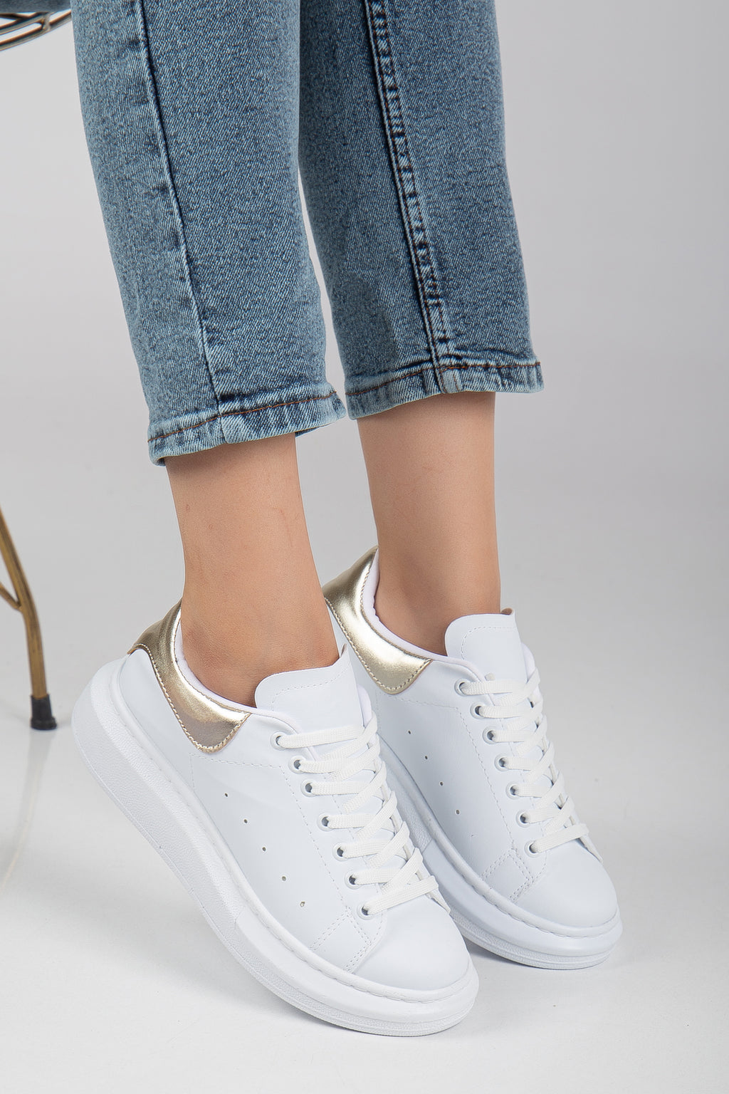 SPECTRA-01 Günlük Bağcıklı Ortopedik Kadın Sneaker Beyaz Altın