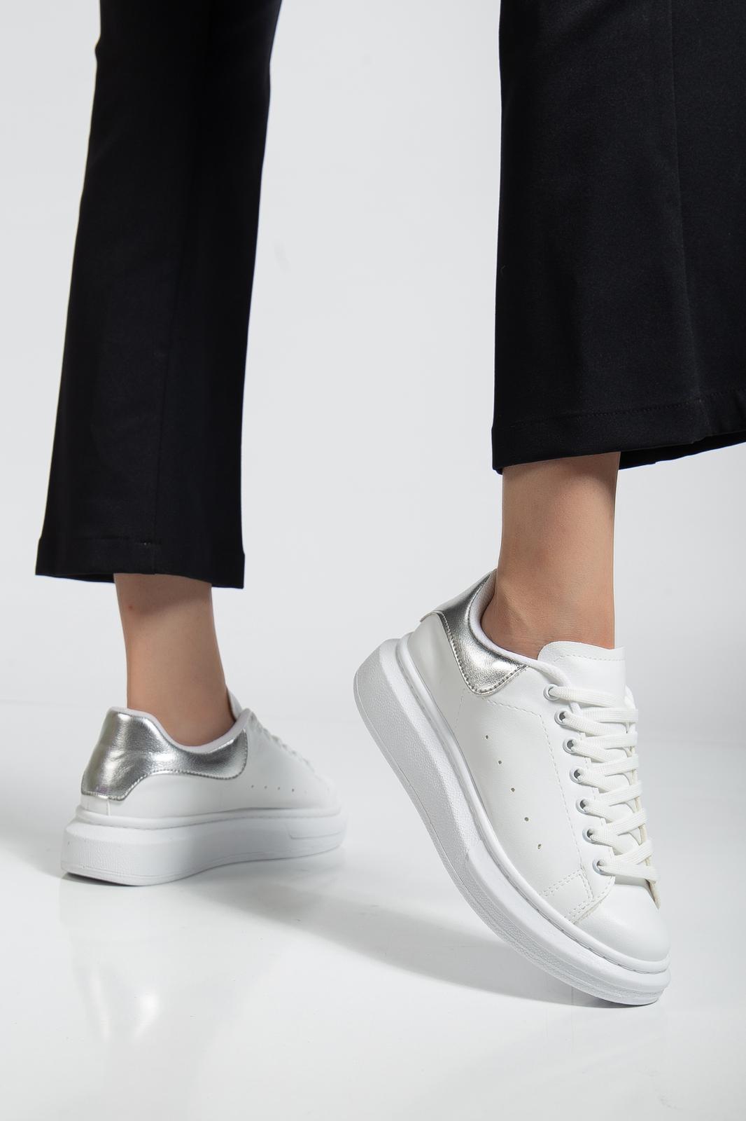SPECTRA-01 Günlük Bağcıklı Ortopedik Kadın Sneaker Beyaz Gümüş